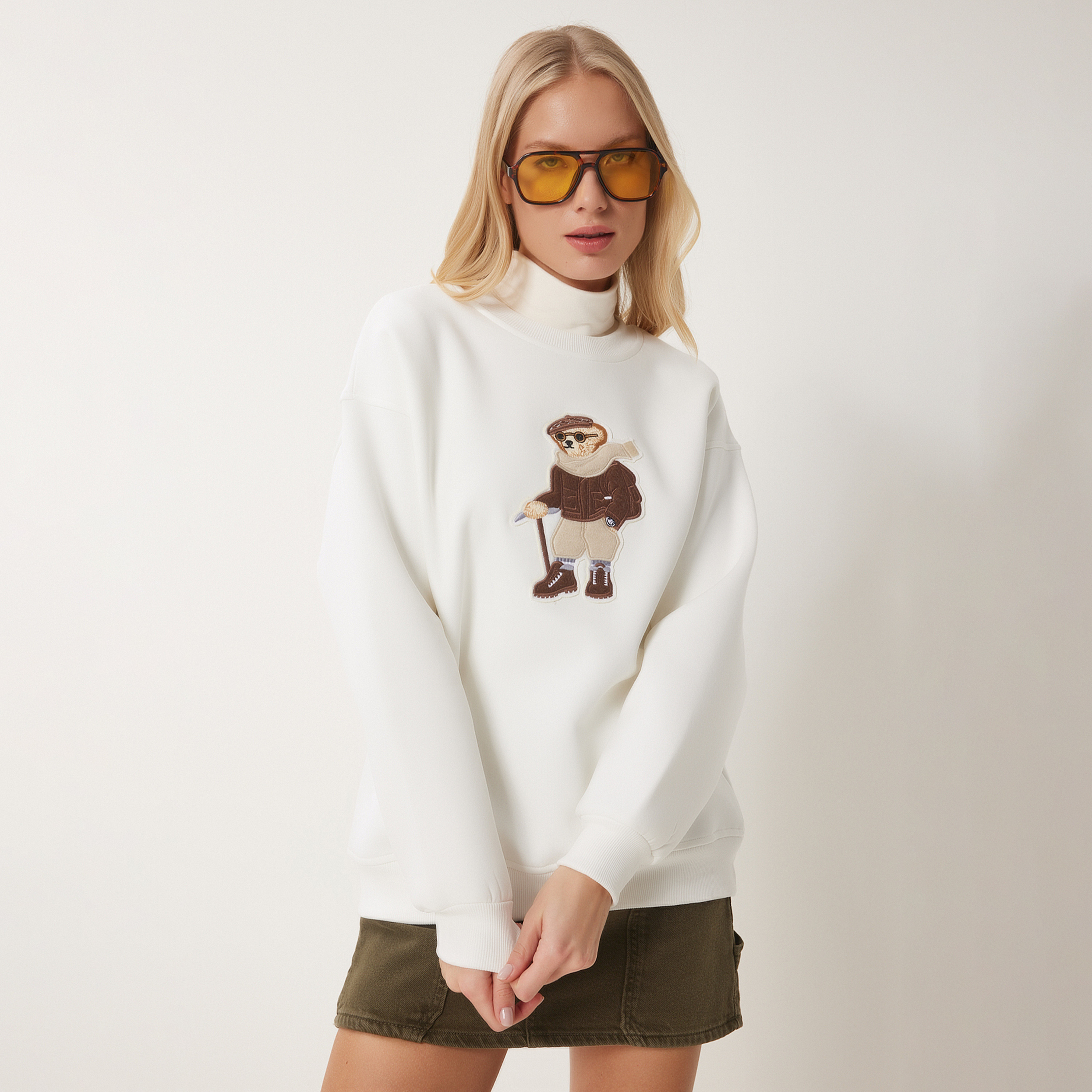 Happiness Istanbul Embroidered Teddy Bear Cotton Turtle Neck Off White Women's Sweatshirt-women-clothing-hoodiesandsweatshirts-sweatshirts-image-4