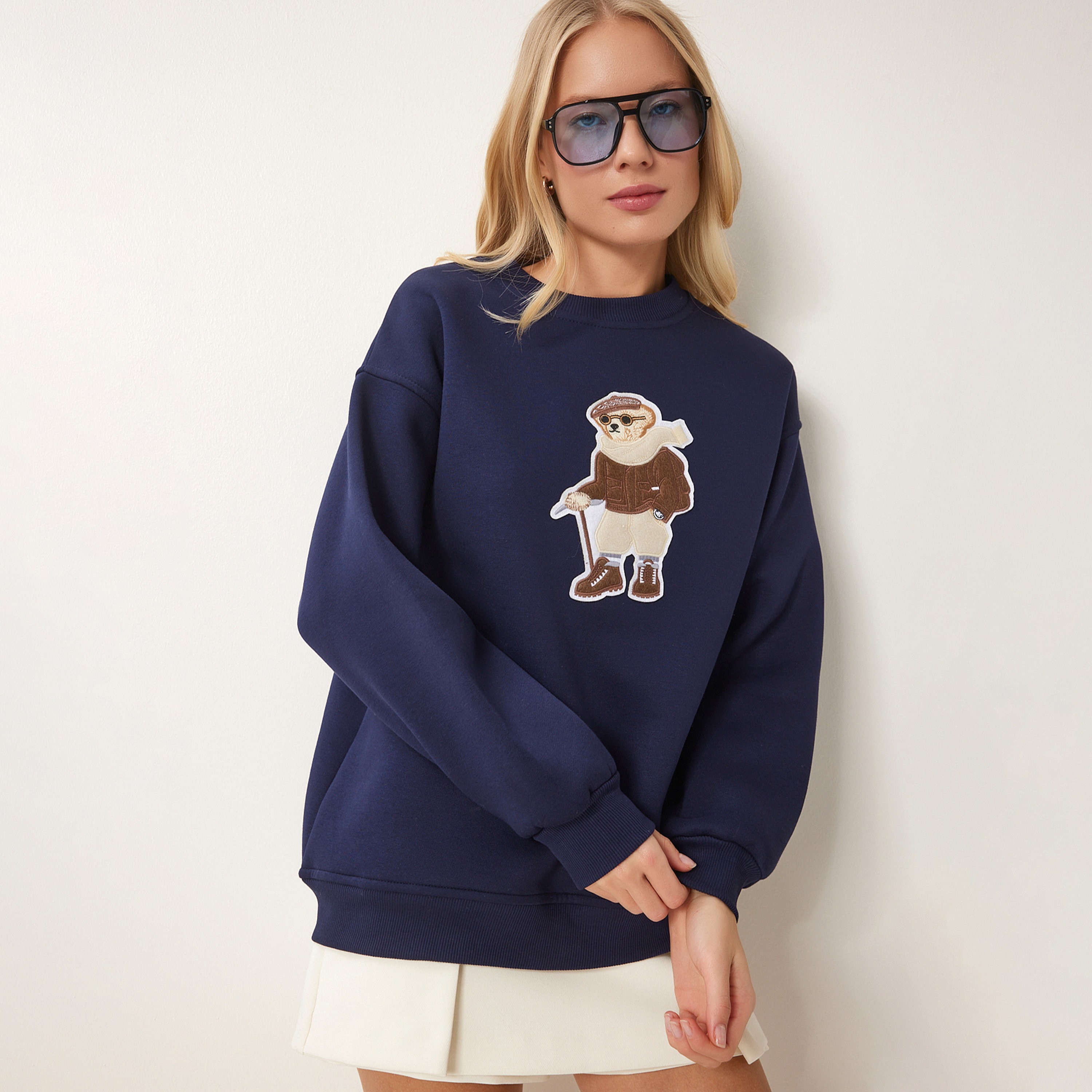 Happiness Istanbul Embroidered Teddy Bear Cotton Women's Sweatshirt-women-winterwear-hoodiesandsweatshirts-sweatshirts-image-3