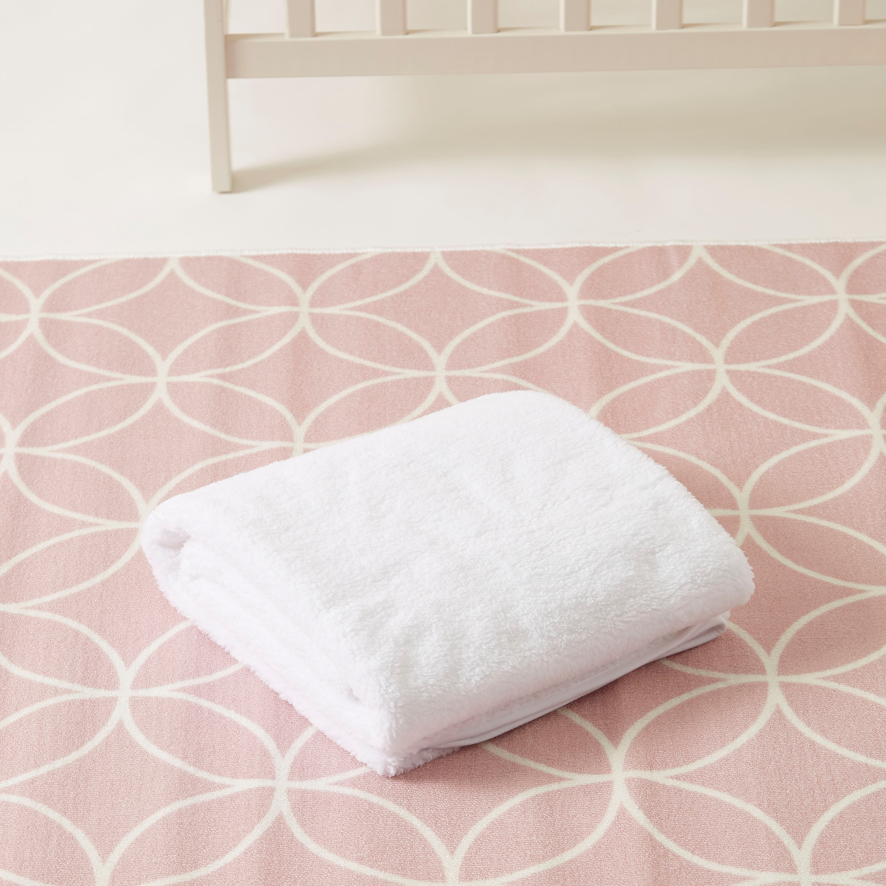بطانية شيربا سادة من جونيورز - 102 × 127 سم-baby-nursery-blanketsandswaddles-blanketsandquilts-image-4