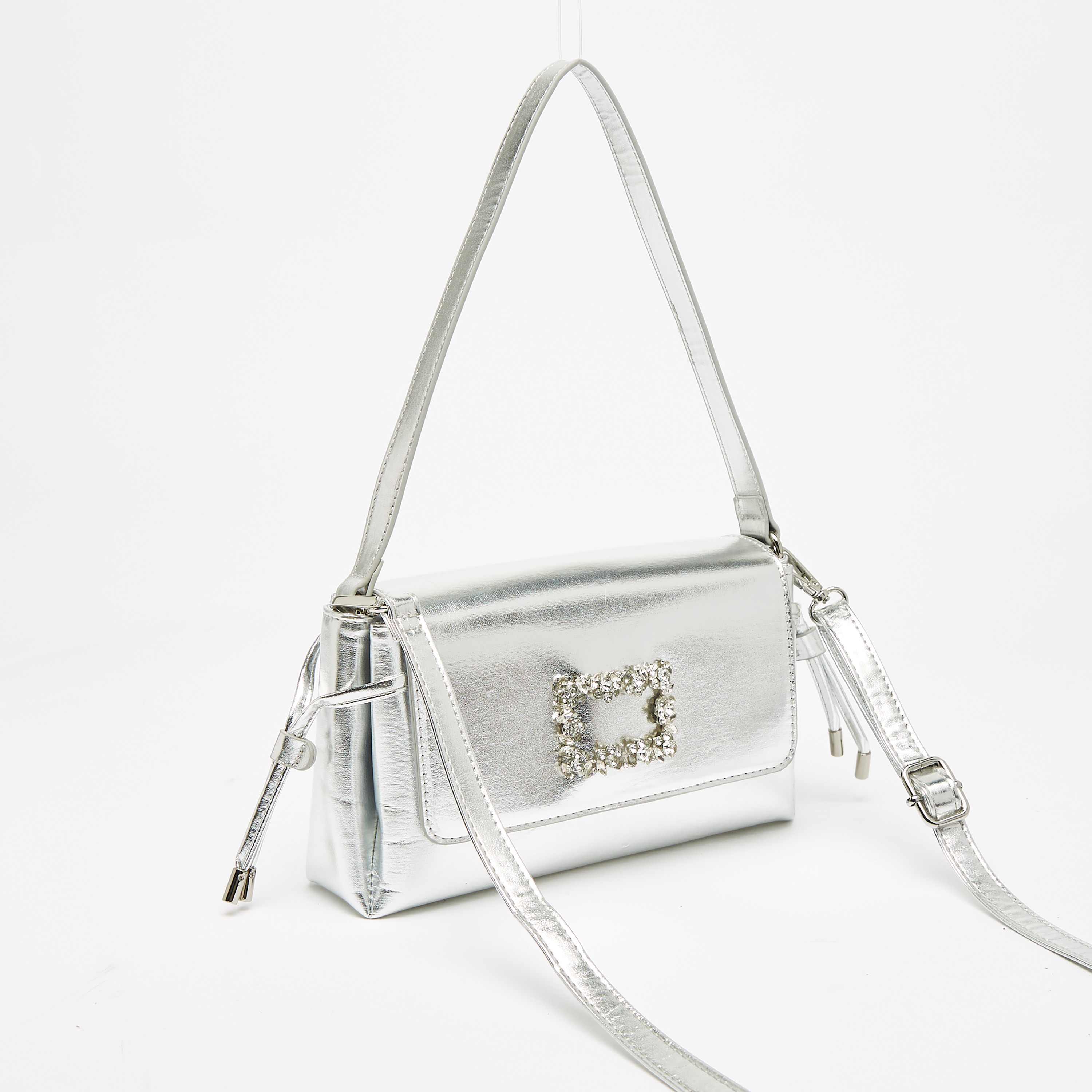 METAL DETAIL SHOULDER BUCKET BAG - Burgundy Red | ZARA Canada