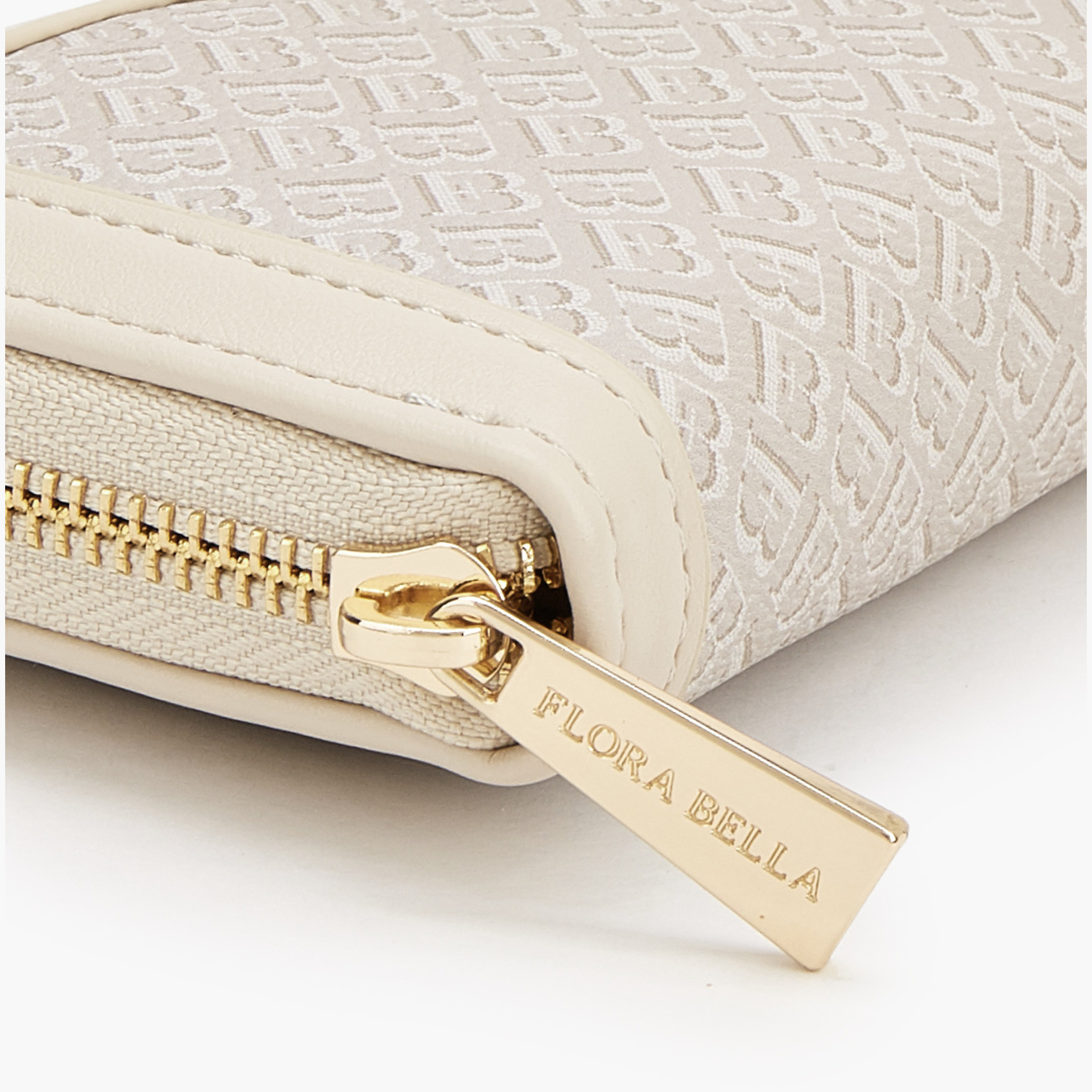 محفظة بسحاب وطبعات مونوجرام من فلورا بيلا-women-bagsandwallets-wallets-image-5