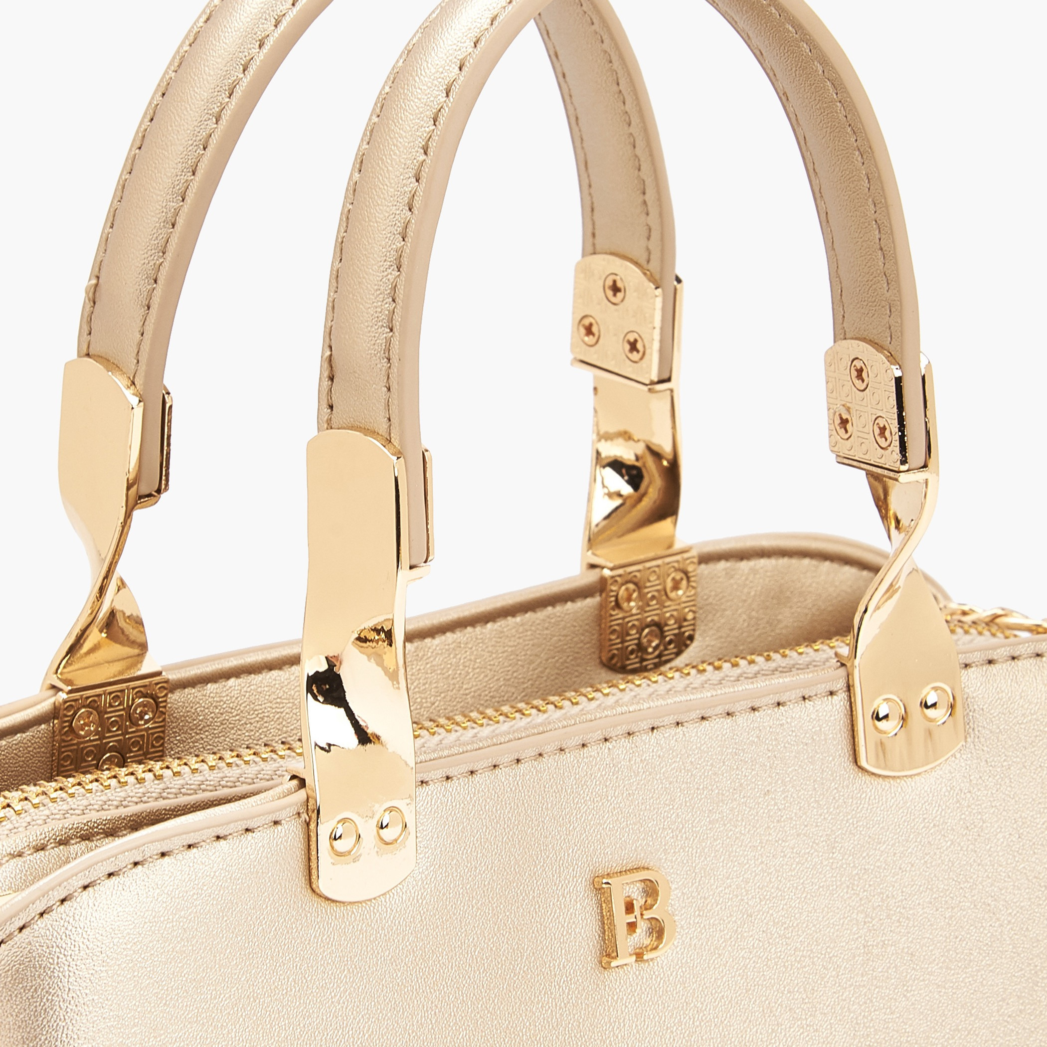 شنطة كروس بودي بشعار منقوش وحزام سلسلة من فلورا بيلا-women-bagsandwallets-handbags-image-5