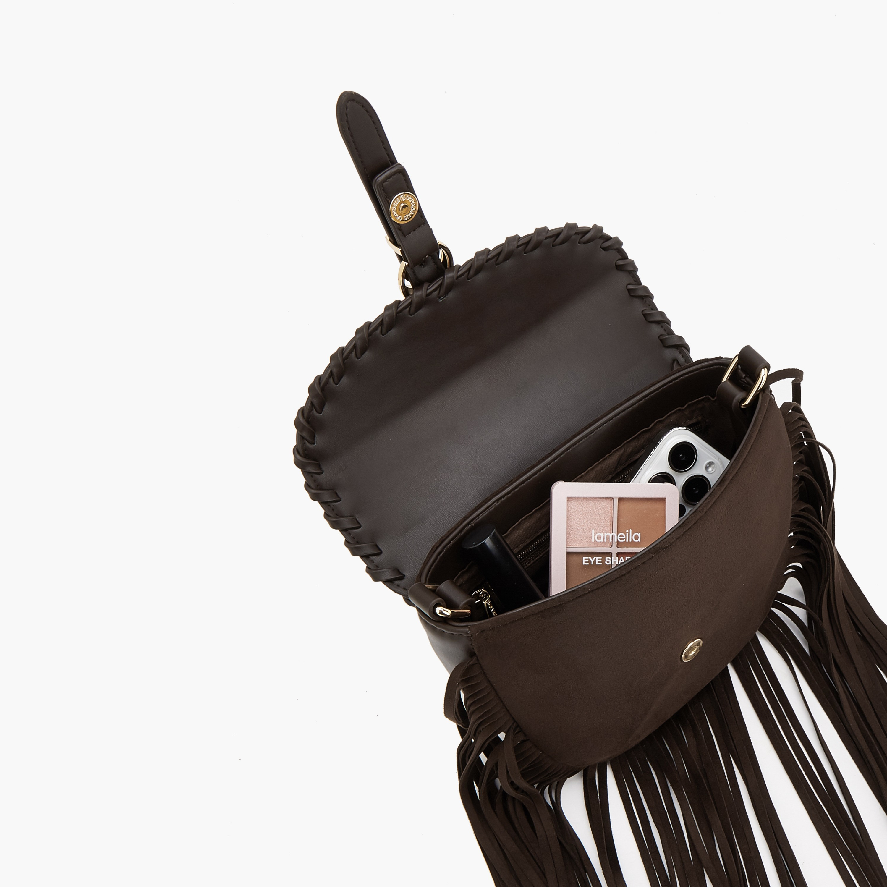 شنطة كروس بودي بحزام قابل للتعديل وتفاصيل شراشيب من فلورا بيلا-women-bagsandwallets-handbags-image-7