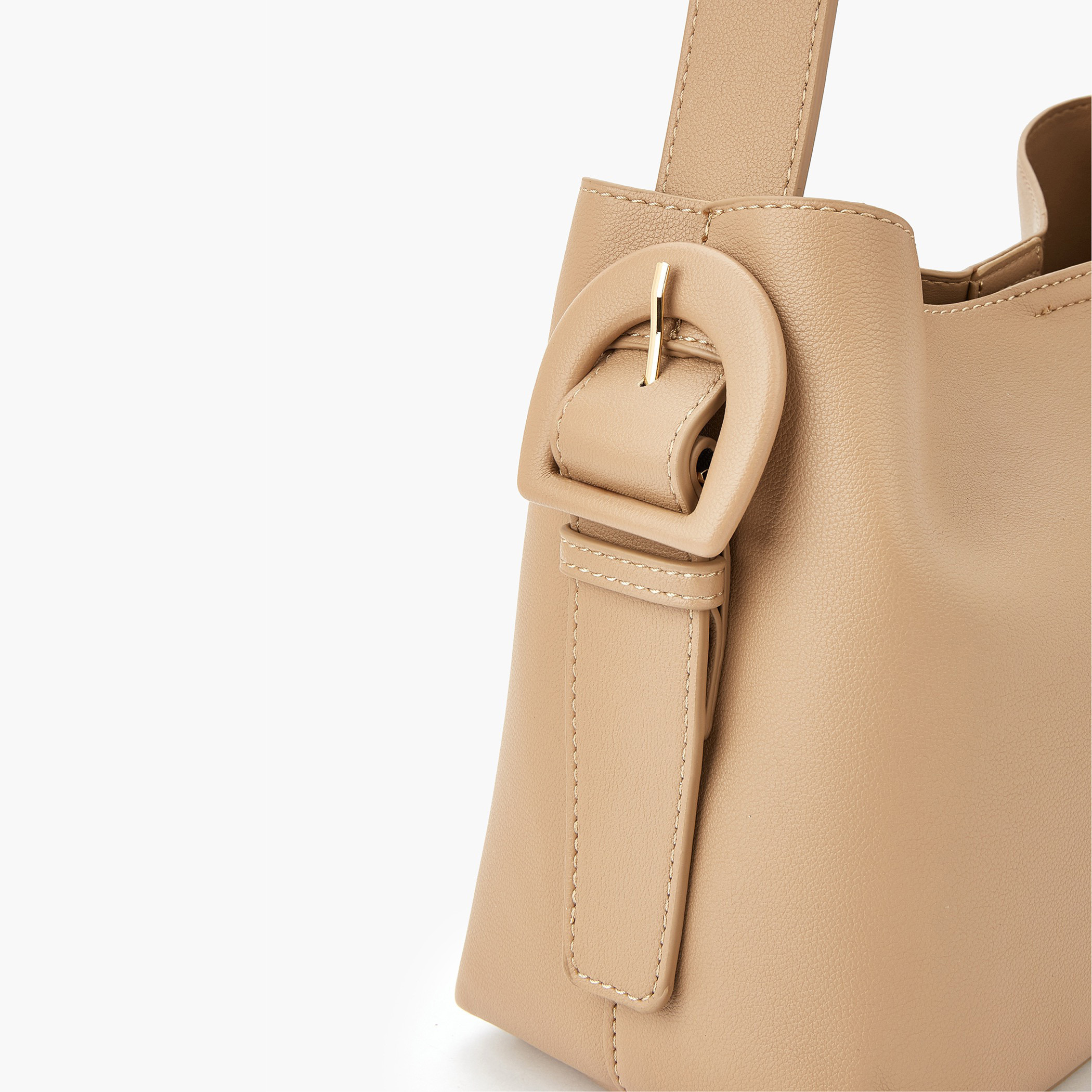 شنطة كتف سادة بحزام قابل للتعديل من فلورا بيلا-women-bagsandwallets-handbags-image-5