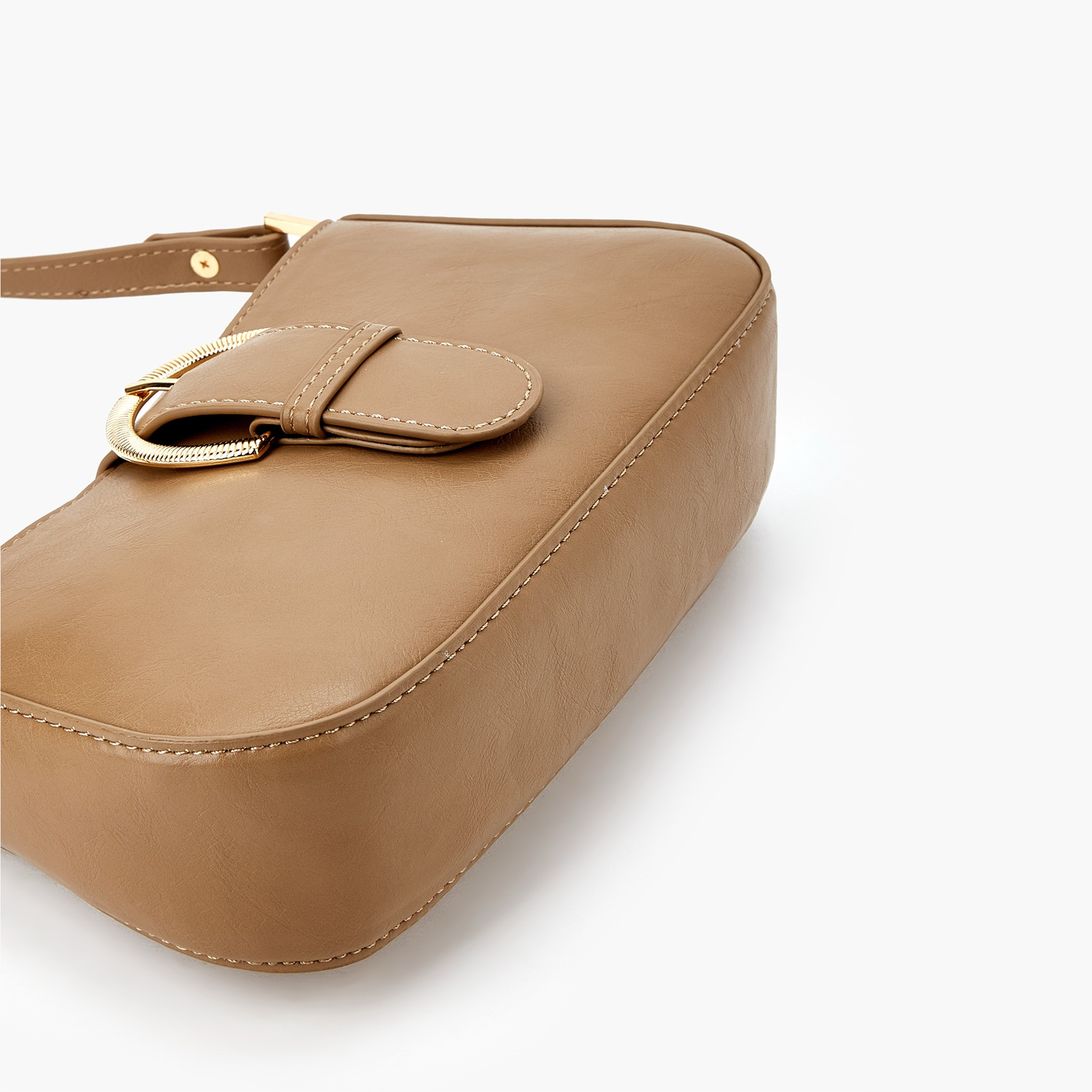 شنطة كروس بودي أنيقة بحزام قابل للتعديل وطية إغلاق من فلورا بيلا-women-bagsandwallets-handbags-image-6