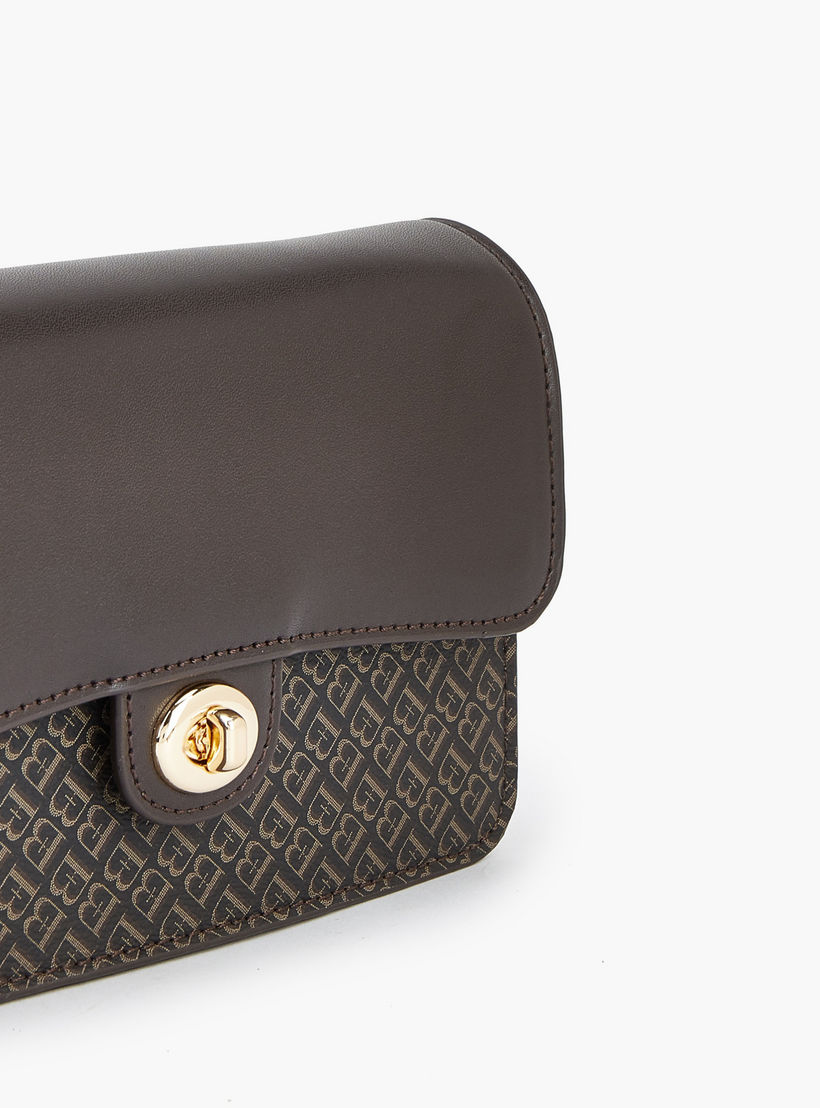 شنطة كروس بودي بطبعات مونوجرام وقفل إغلاق دوّار من فلورا بيلا-women-bagsandwallets-handbags-image-5