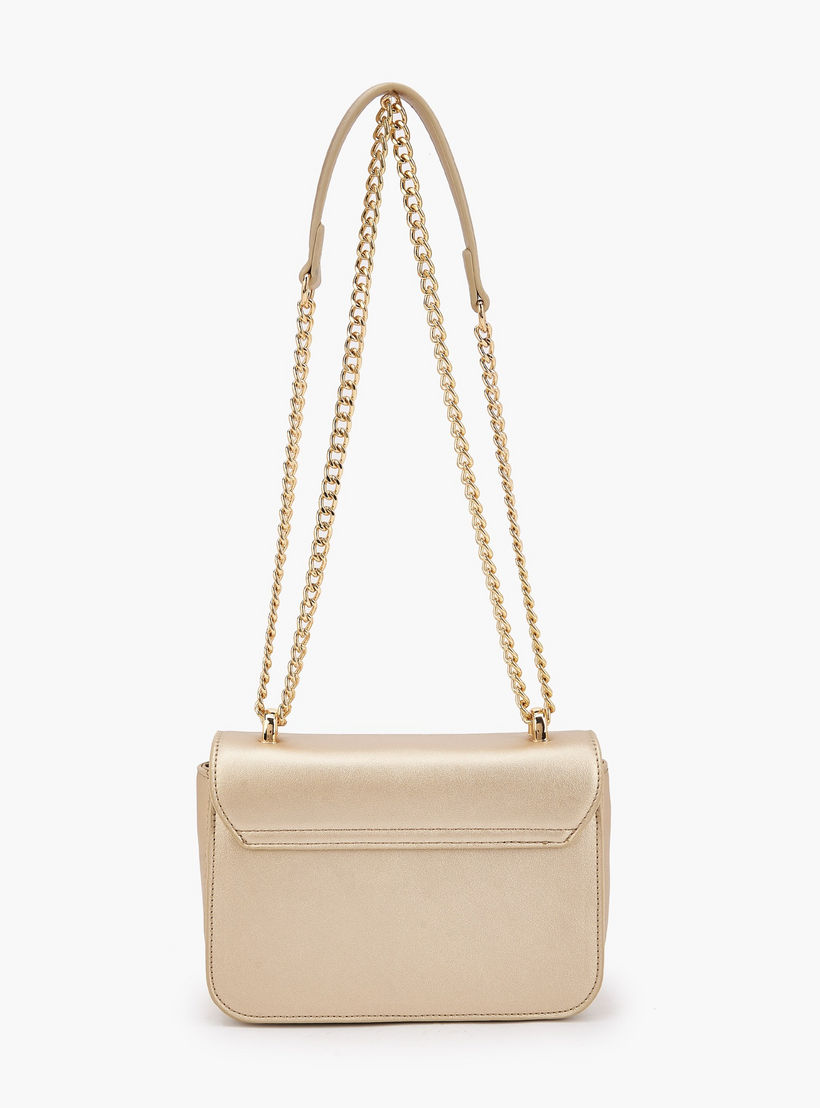شنطة كروس بودي مزينة بشعار مع حزام سلسلة من فلورا بيلا-women-bagsandwallets-handbags-image-5