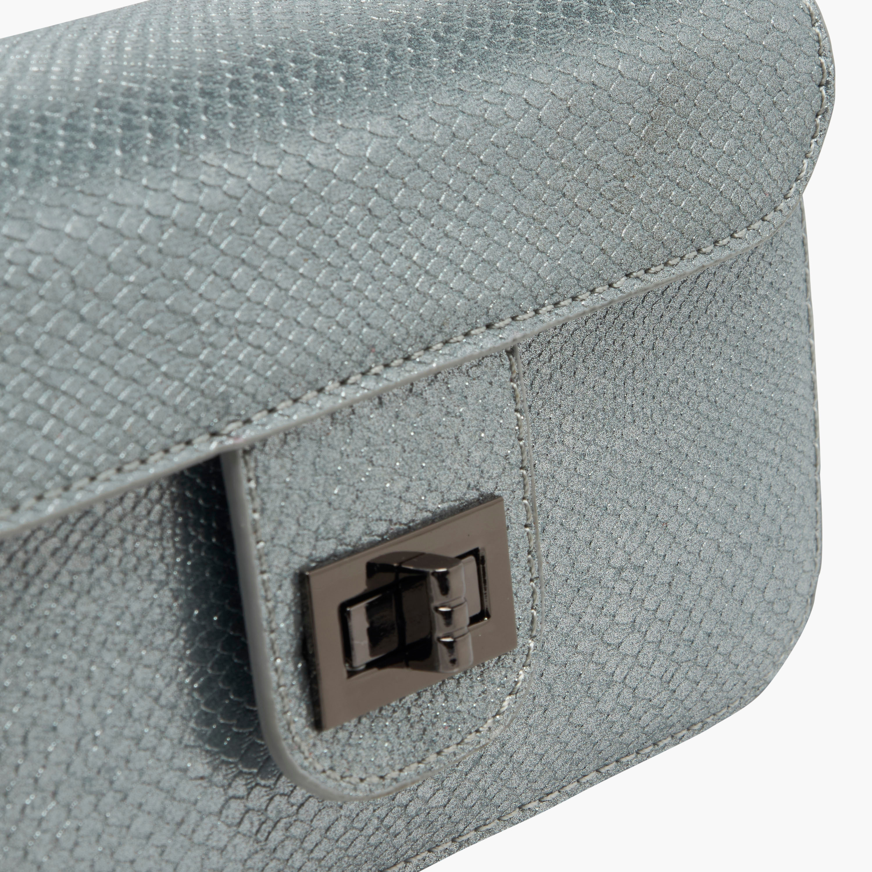 شنطة كروس بودي بارزة الملمس بحزام سلسلة من فلورا بيلا-women-bagsandwallets-handbags-image-4