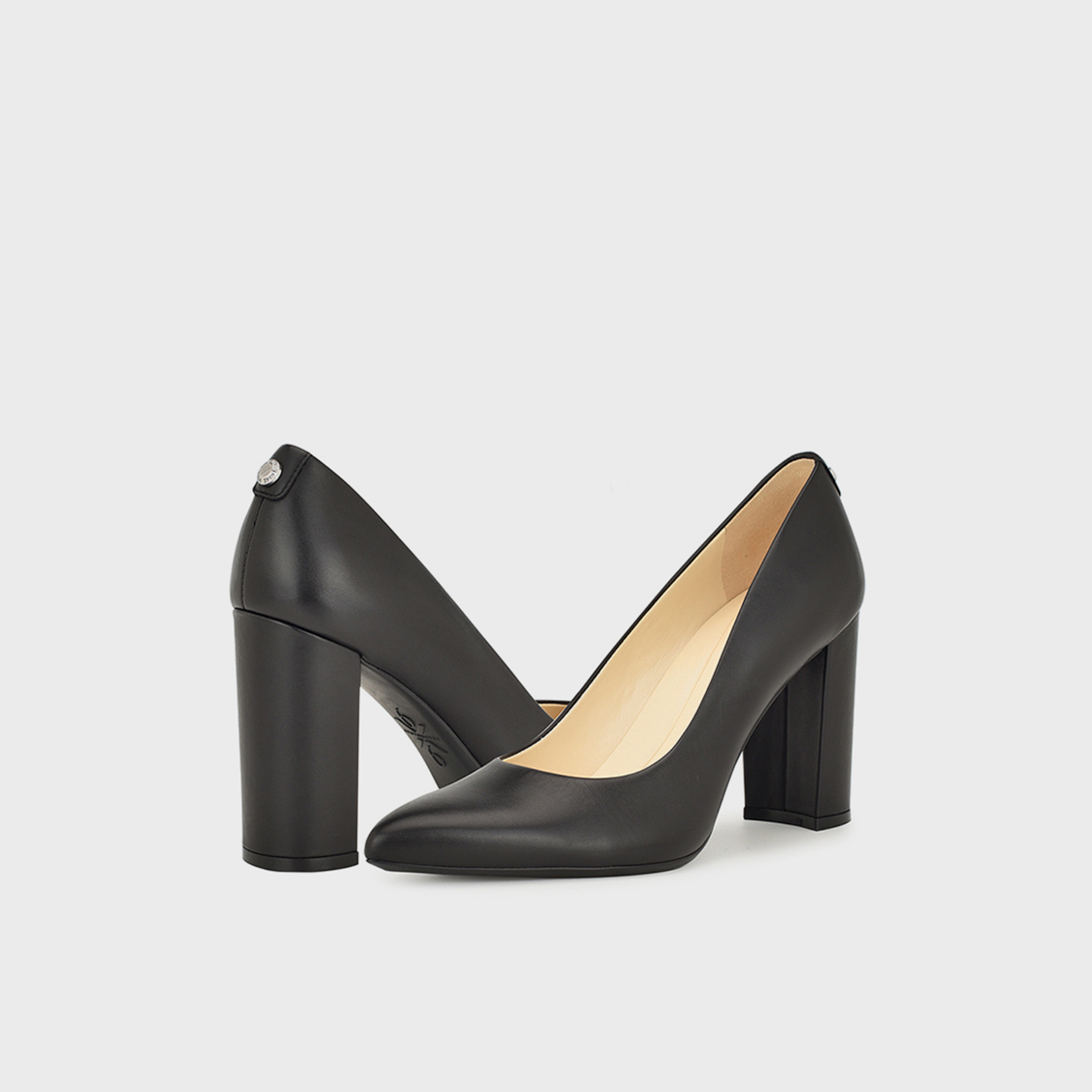 ناين ويست - حذاء نسائي سهل الارتداء بكعب عريض | WNASTORIA9X9-women-shoes-heels-image-6