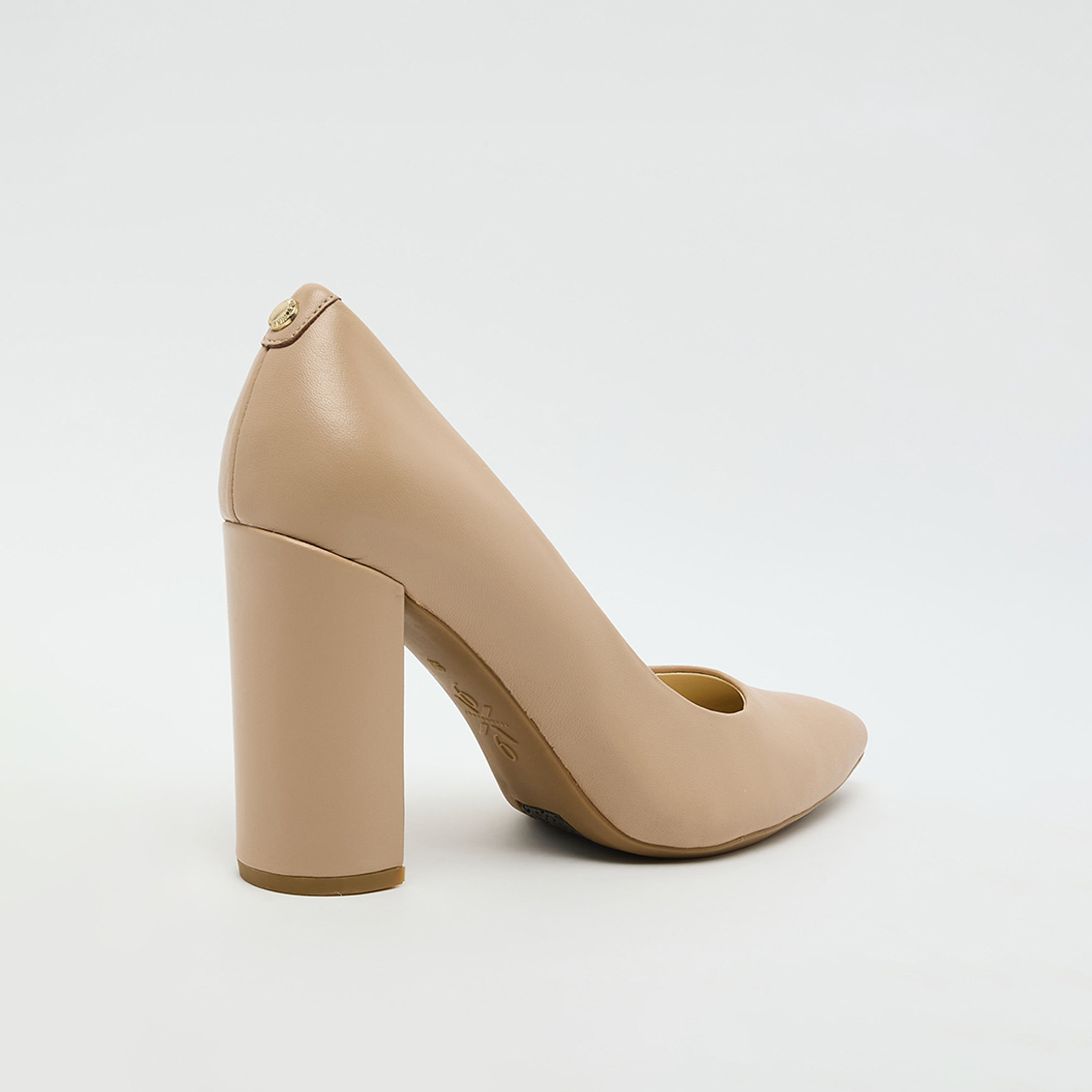 ناين ويست - حذاء نسائي سهل الارتداء بكعب عريض | WNASTORIA9X9-women-shoes-heels-image-10