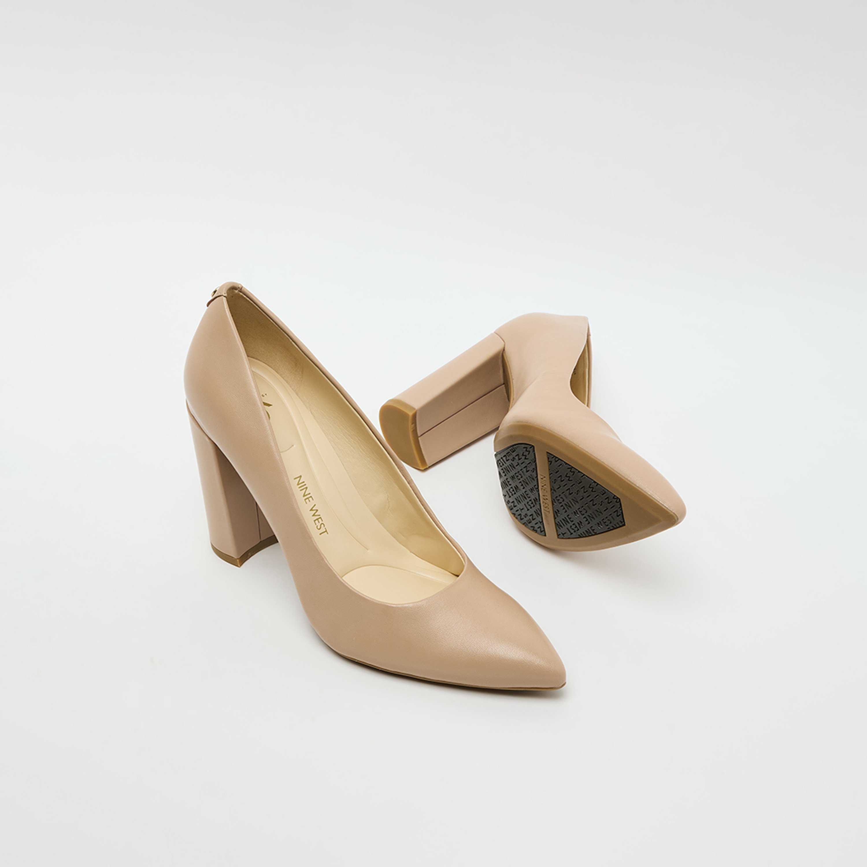 ناين ويست - حذاء نسائي سهل الارتداء بكعب عريض | WNASTORIA9X9-women-shoes-heels-image-11