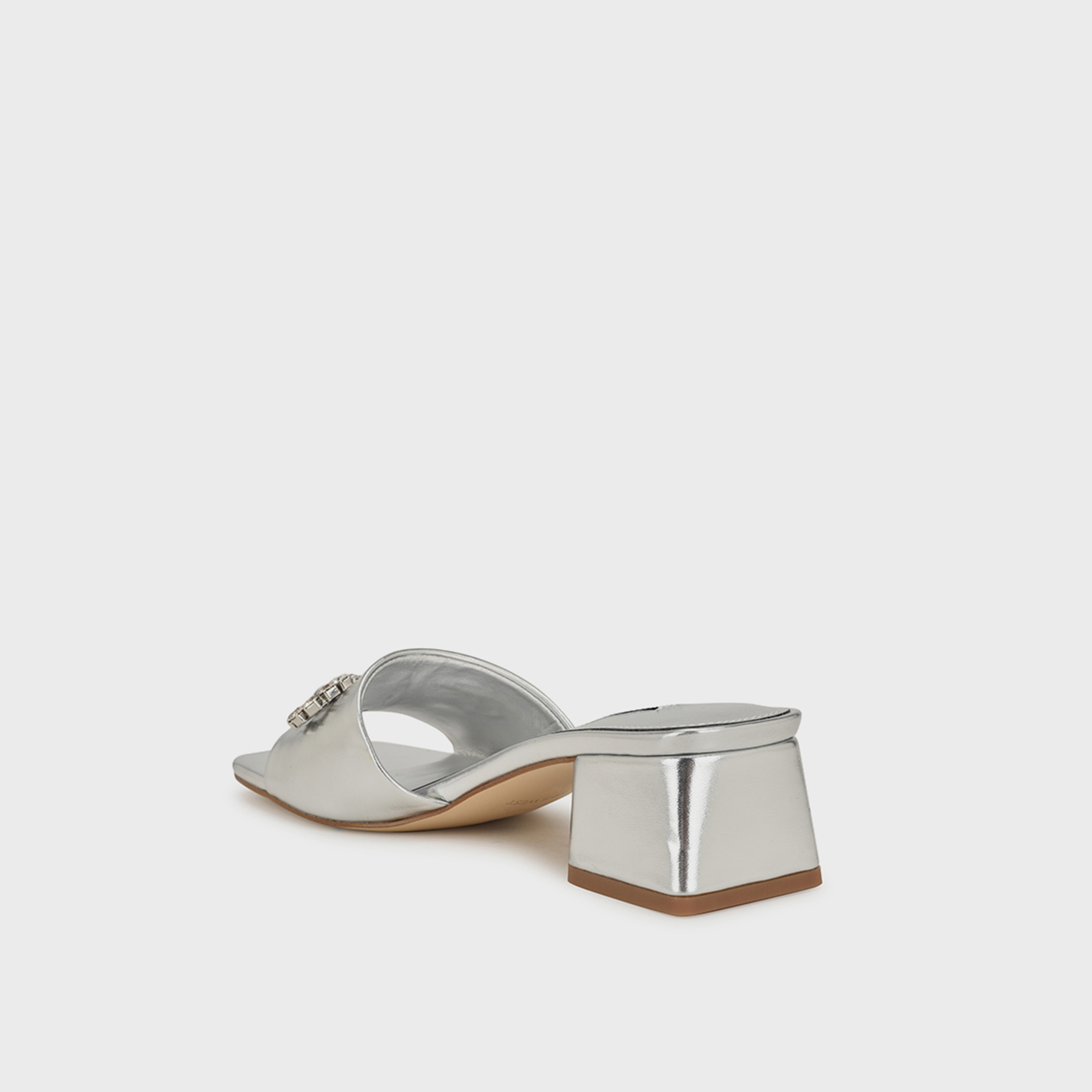 ناين ويست - حذاء سهل الارتداء بكعب عريض للنساء s | WNBAMSY3-women-shoes-sandals-heeled-image-7