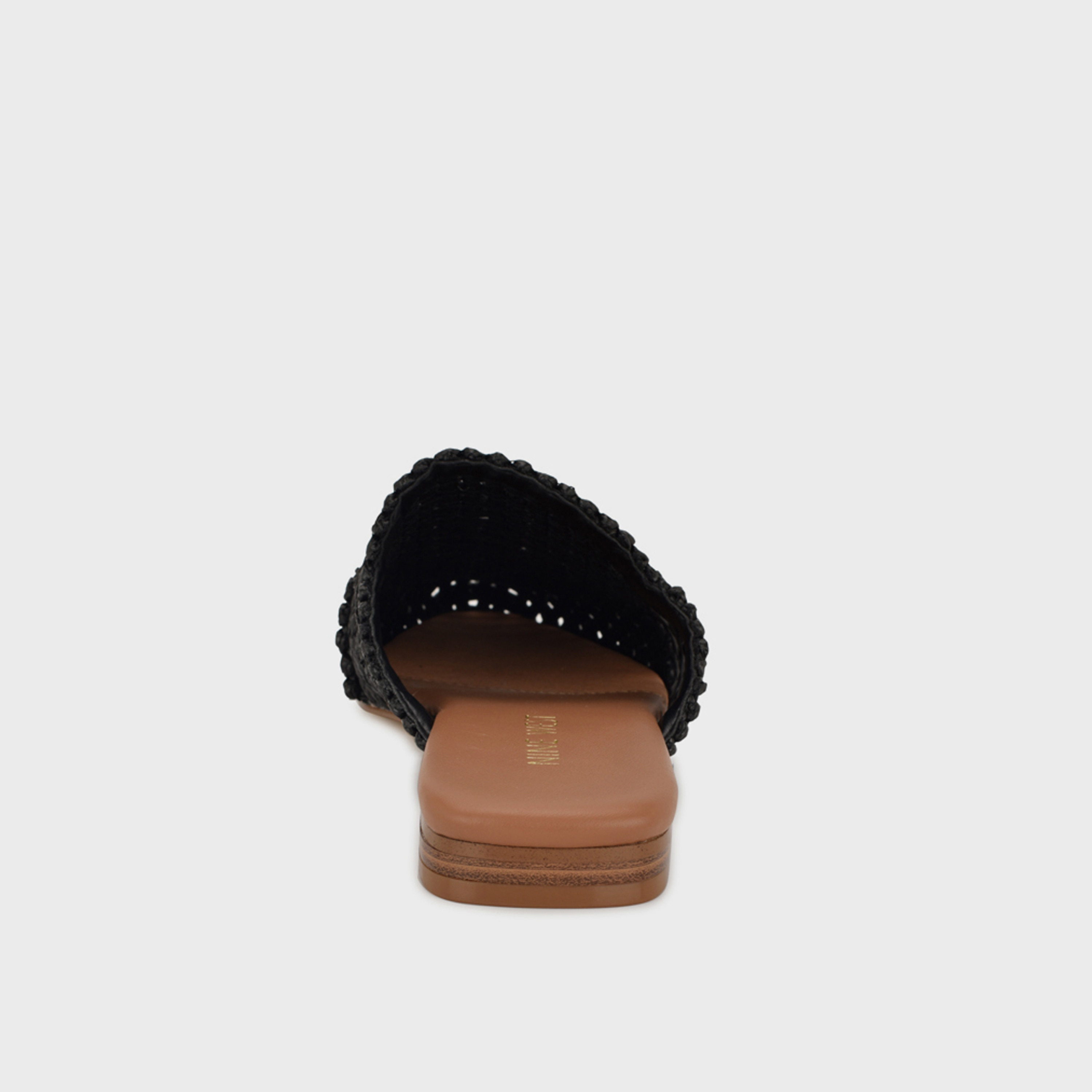 ناين ويست - حذاء ميول مسطح سهل الارتداء للنساء | WNCAMPTON2-women-shoes-flats-mules-image-6