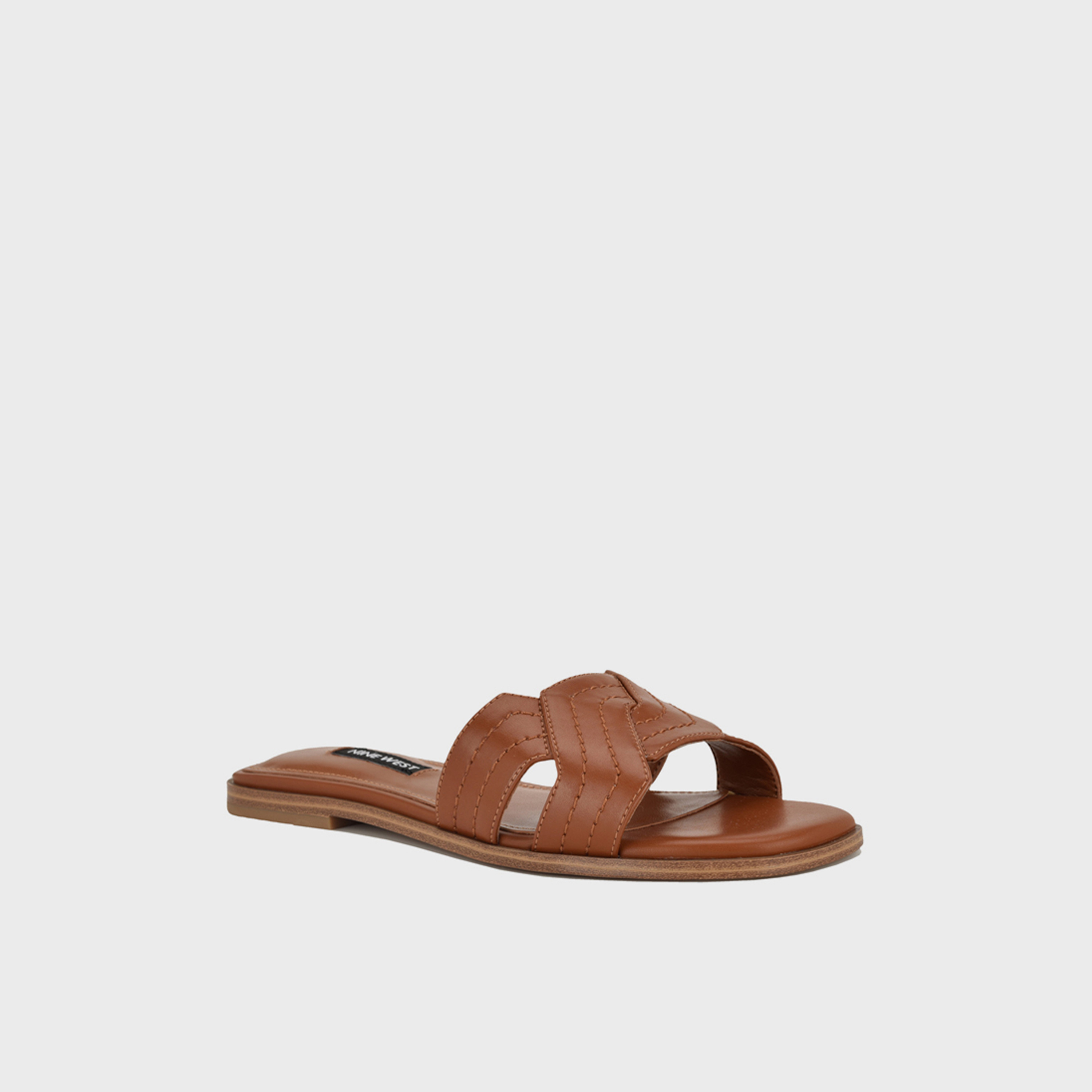 ناين ويست - صندل نسائي مسطح سهل الارتداء | WNGAMMY3-women-shoes-sandals-flats-image-1