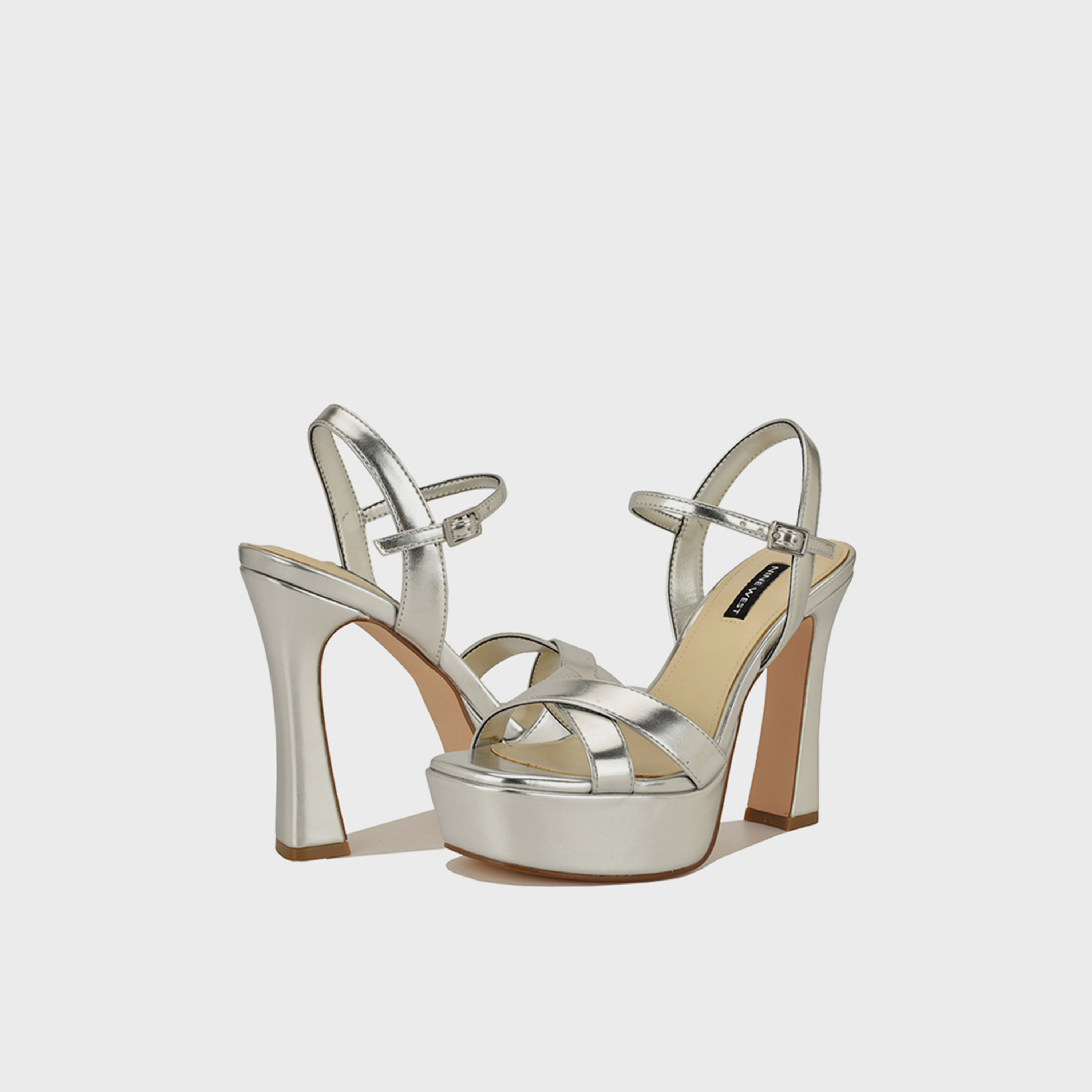 ناين ويست - صندل نسائي بكعب عالٍ ومنصة مع إبزيم | WNIRIV3-women-shoes-heels-image-2