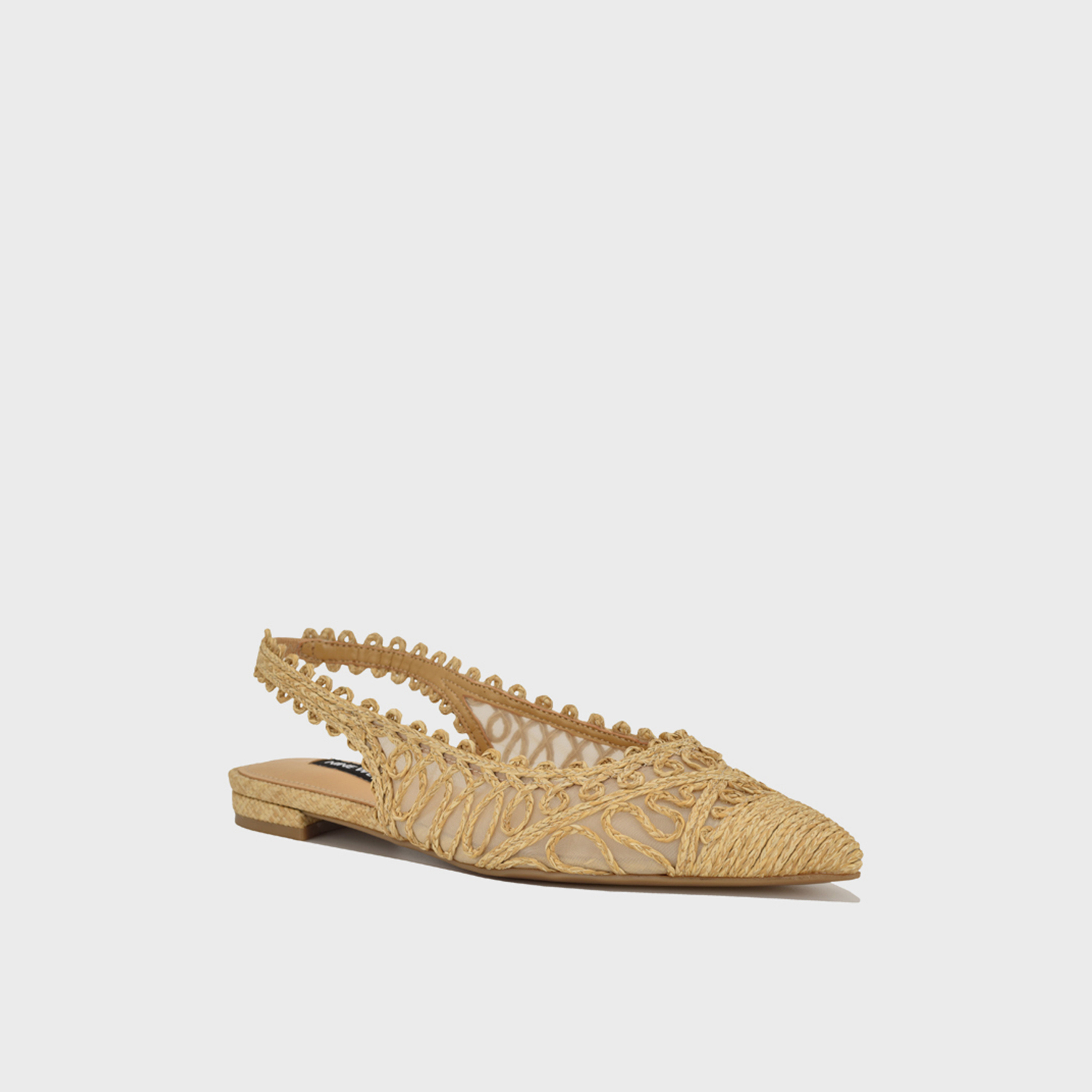 ناين ويست - حذاء نسائي مسطح سهل الارتداء بكعب عريض وحزام خلفي | WNJOVIAS2-women-shoes-sandals-flats-image-13