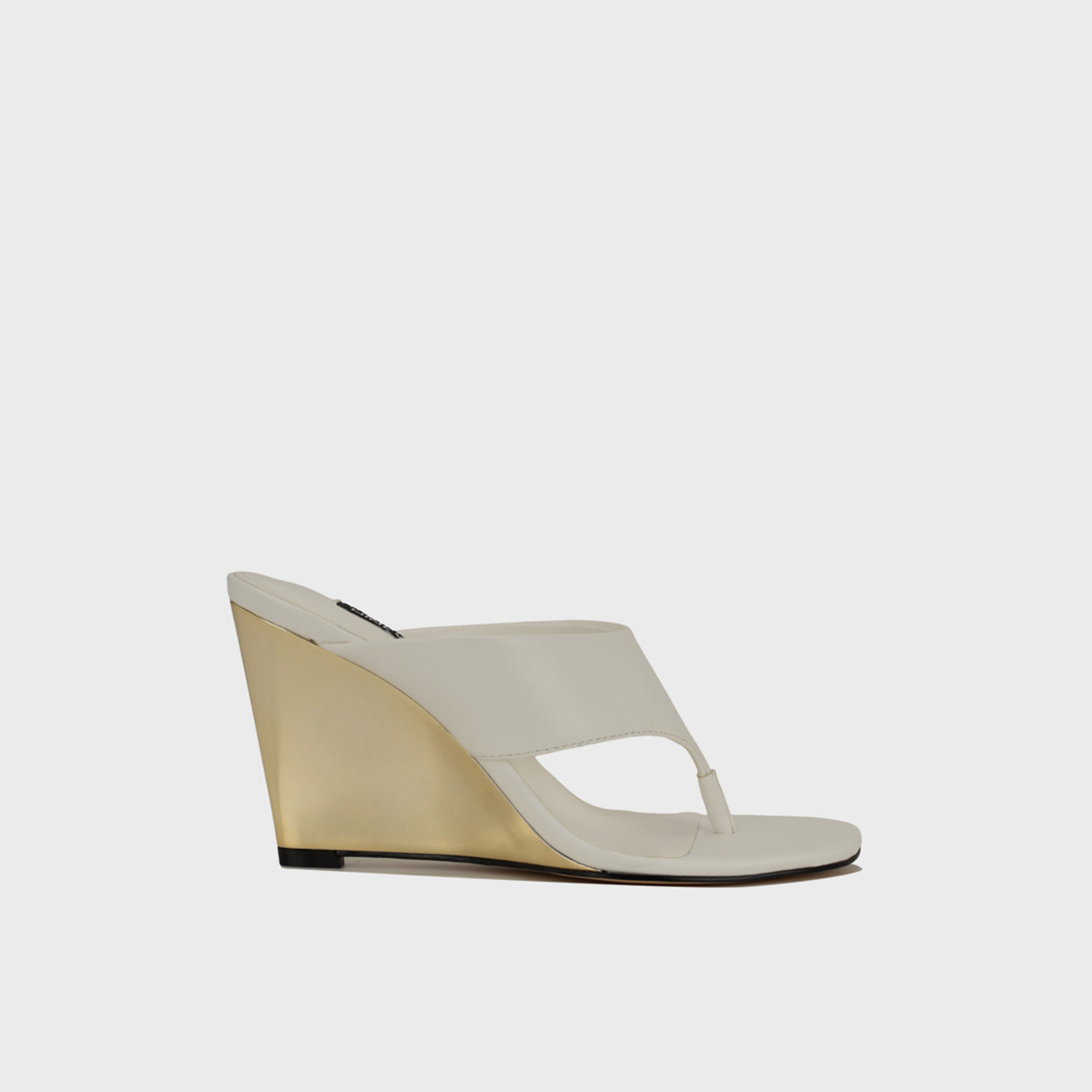 ناين ويست - صندل نسائي سهل الارتداء بكعب إسفين | WNPRESA3-women-shoes-sandals-heeled-image-10