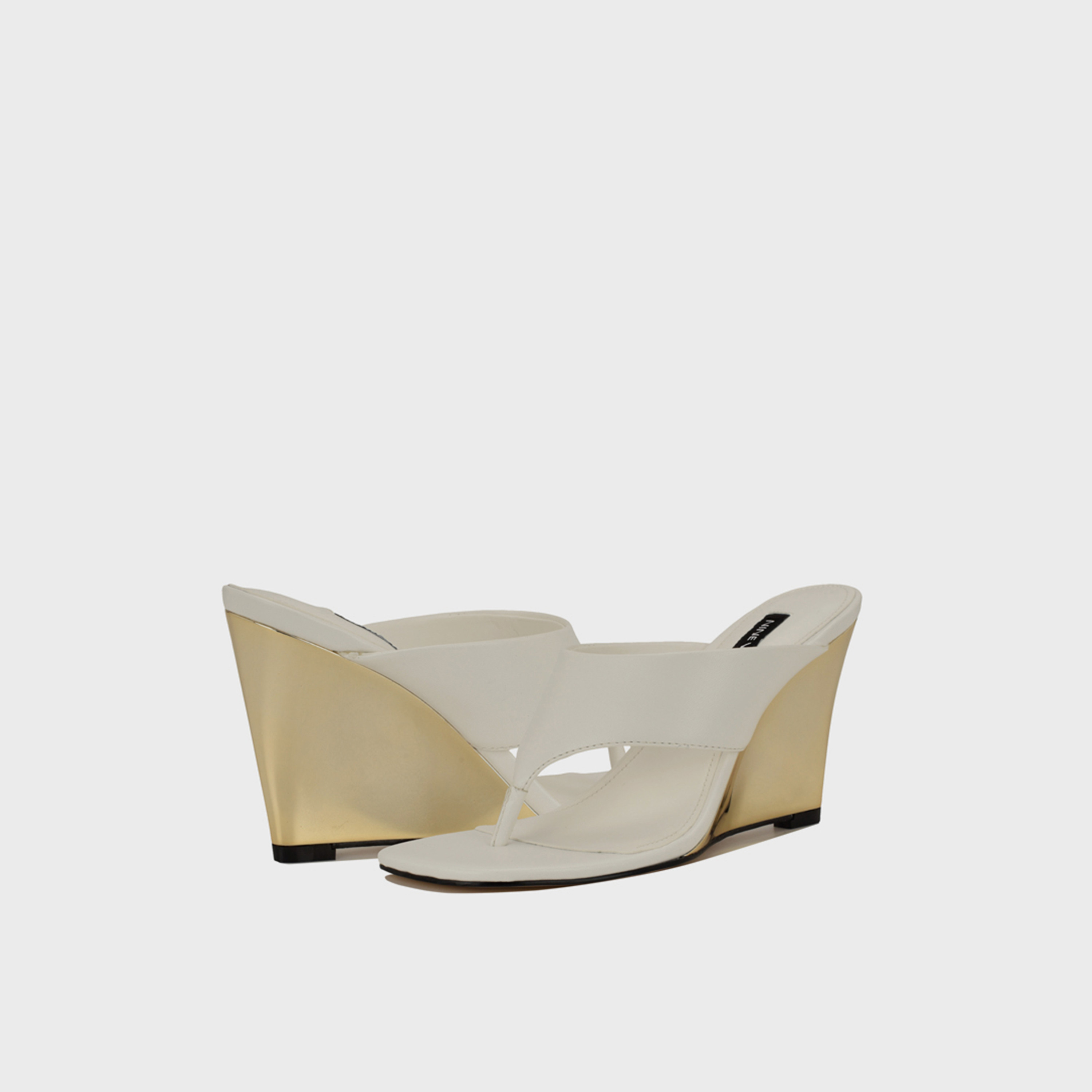 ناين ويست - صندل نسائي سهل الارتداء بكعب إسفين | WNPRESA3-women-shoes-sandals-heeled-image-12