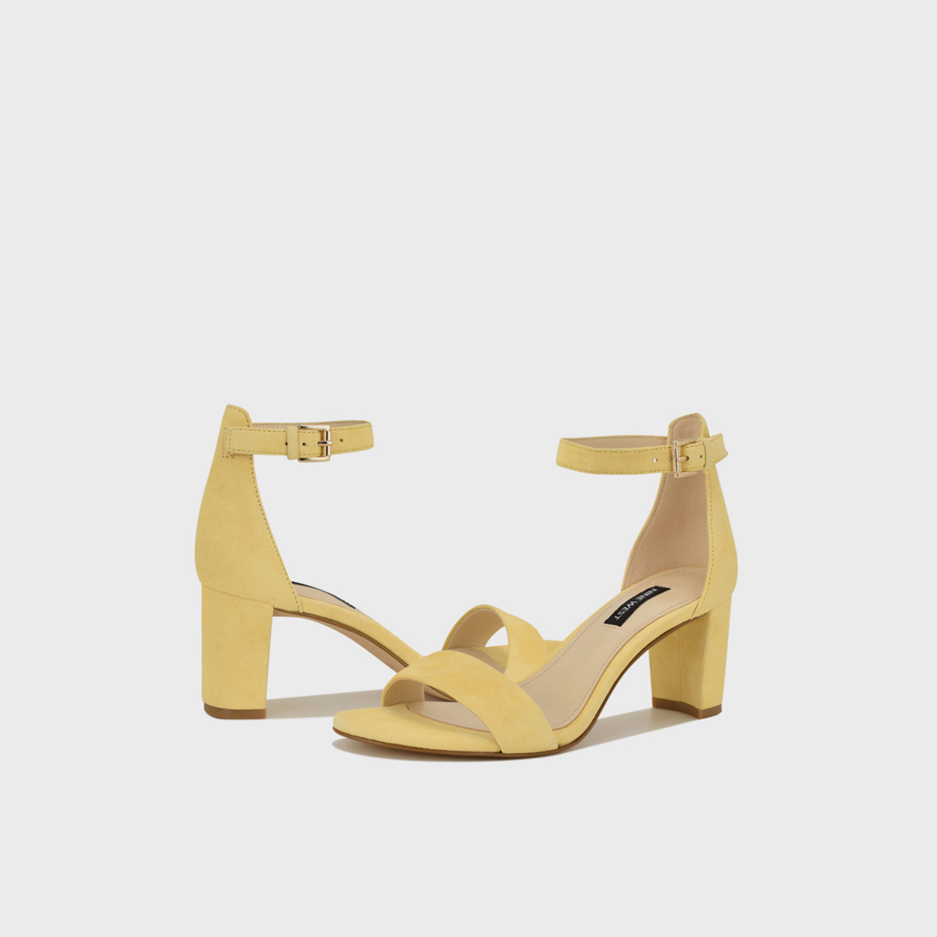 ناين ويست - صندل نسائي بإبزيم وحزام عريض | WNPRUCE-women-shoes-sandals-heeled-image-10