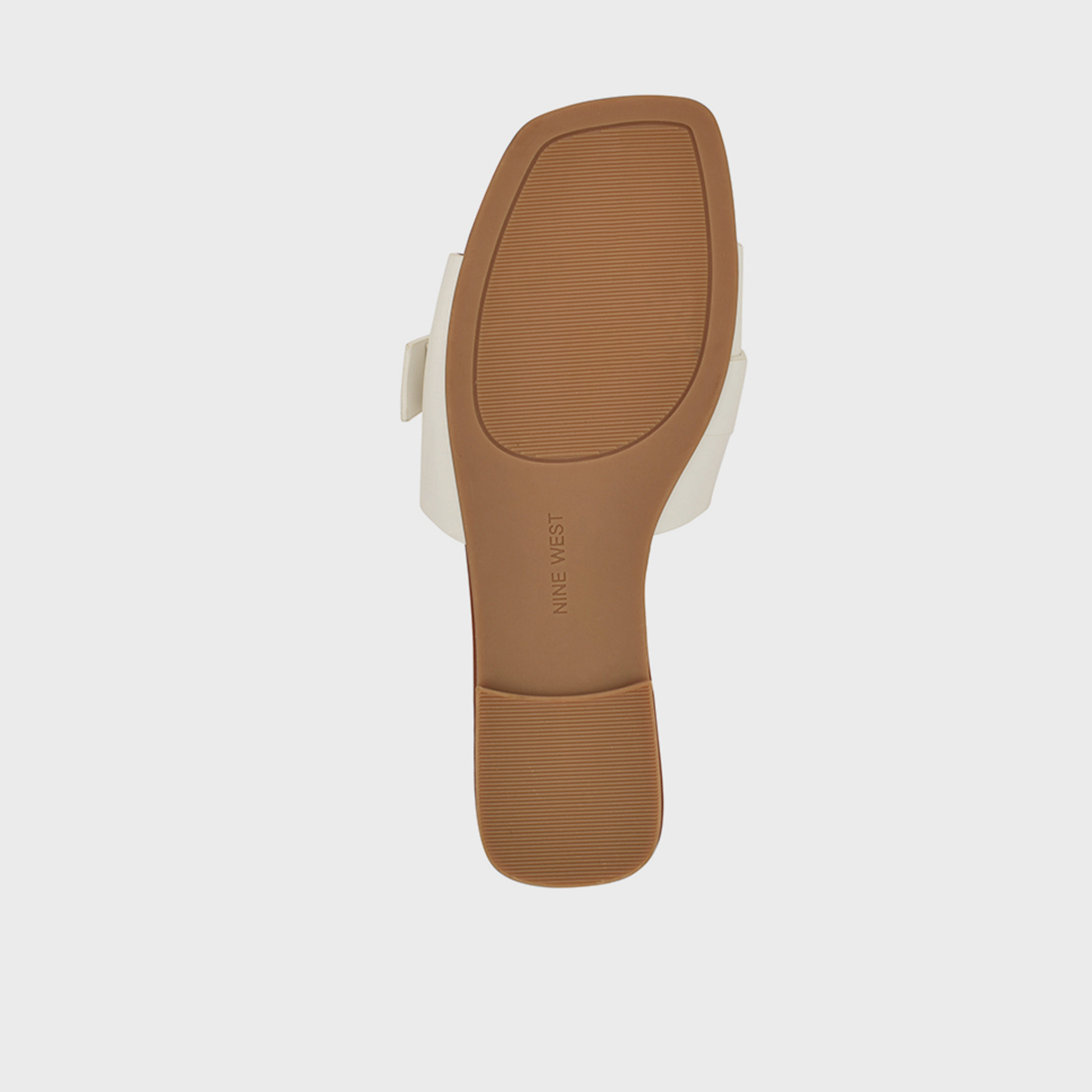ناين ويست -  صندل نسائي مسطح سهل الارتداء | WNQNICE3-women-shoes-sandals-flats-image-10