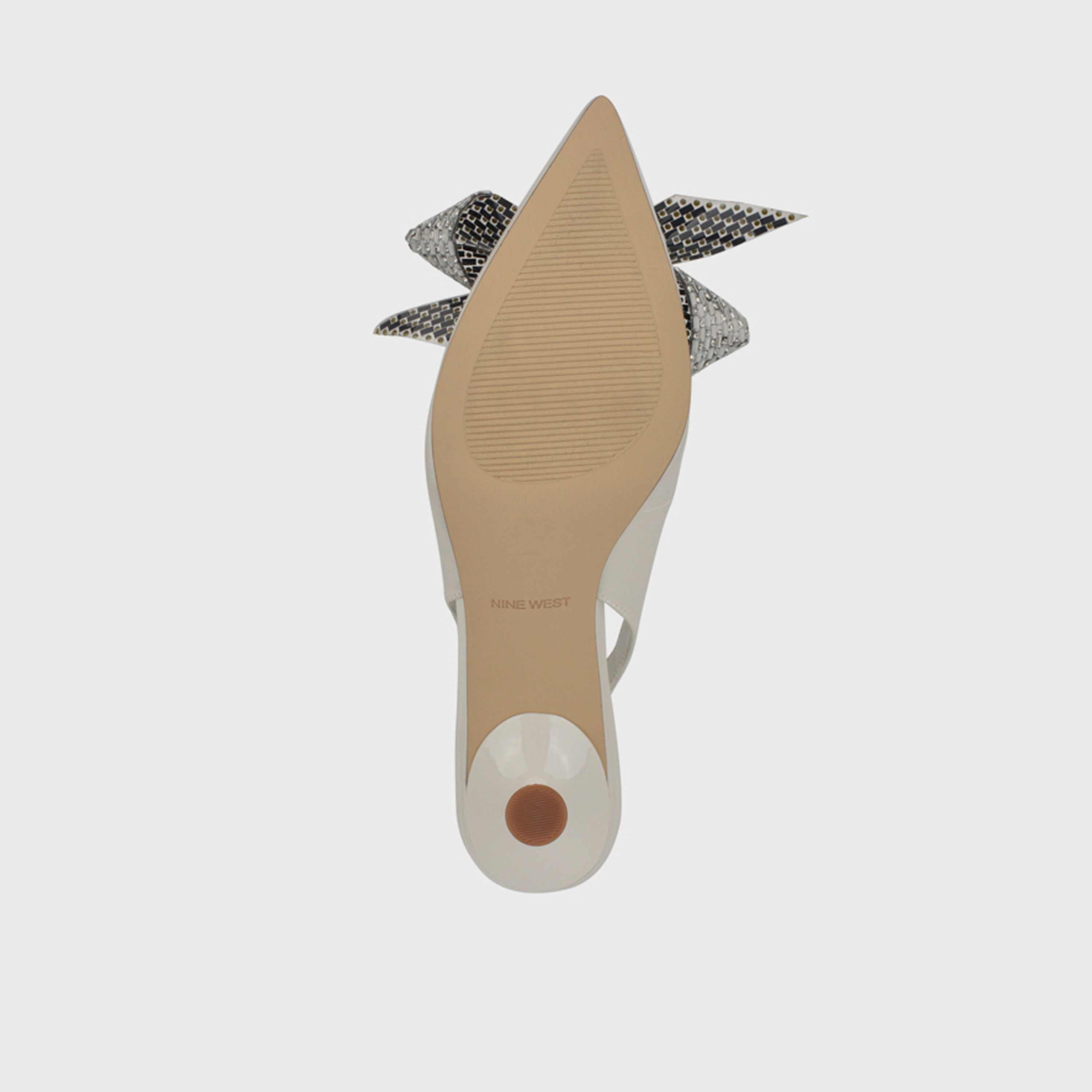 ناين ويست -  حذاء نسائي سهل الارتداء بكعب صغير | WNRILLS7-women-shoes-heels-image-5