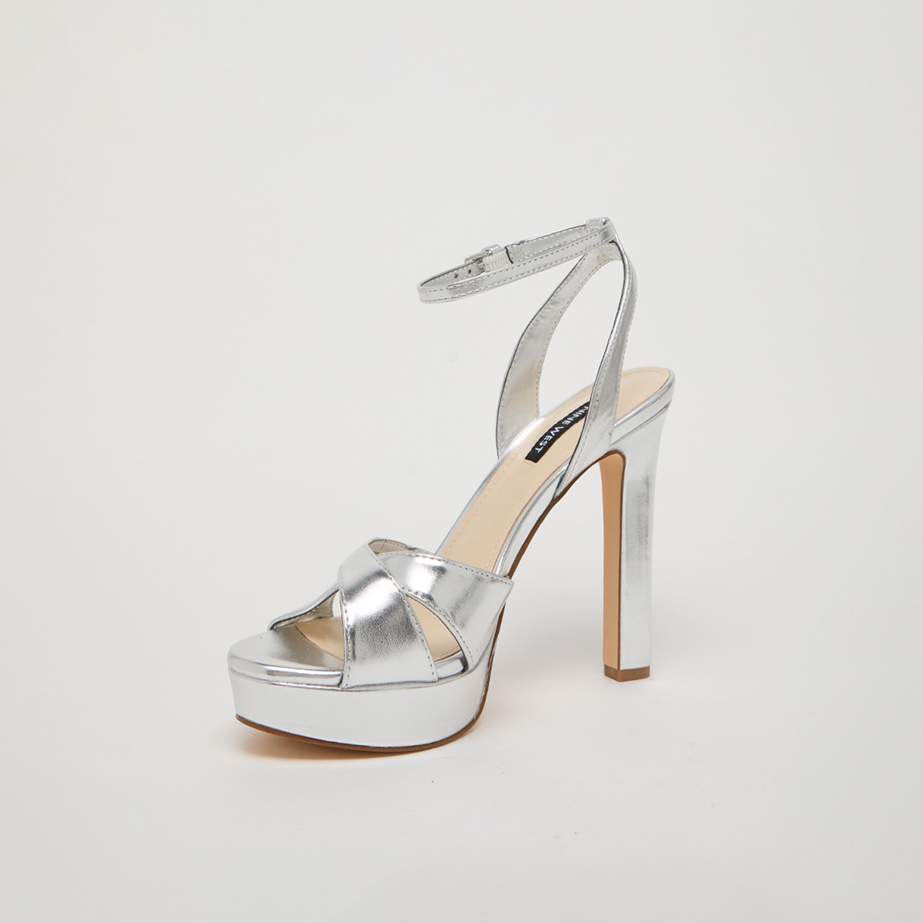 ناين ويست - صندل نسائي بكعب عريض وحزام بإبزيم | WNWILDA3-women-shoes-heels-image-8