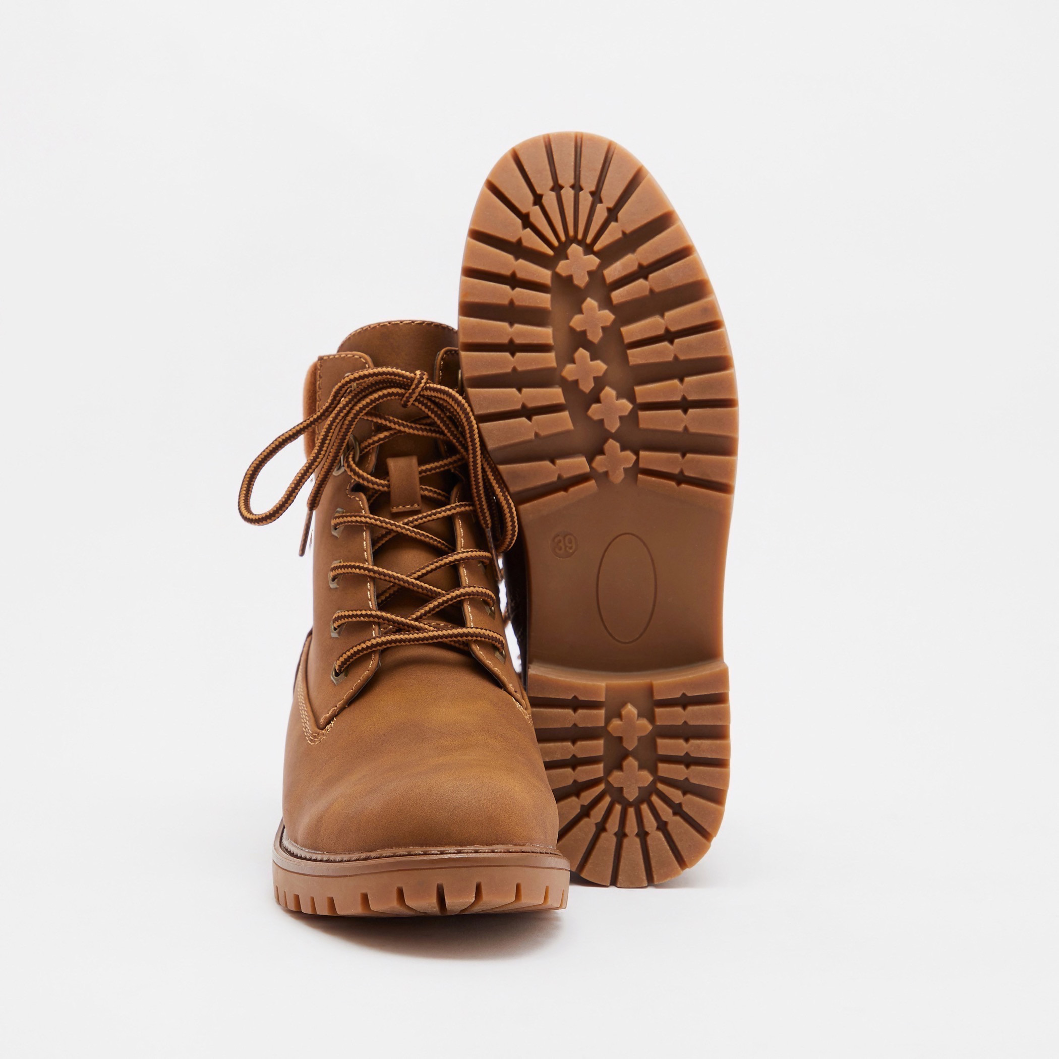 بوت طول الكاحل بسحّاب إغلاق وكعب سميك للنساء من لي كوبر-women-shoes-boots-image-12