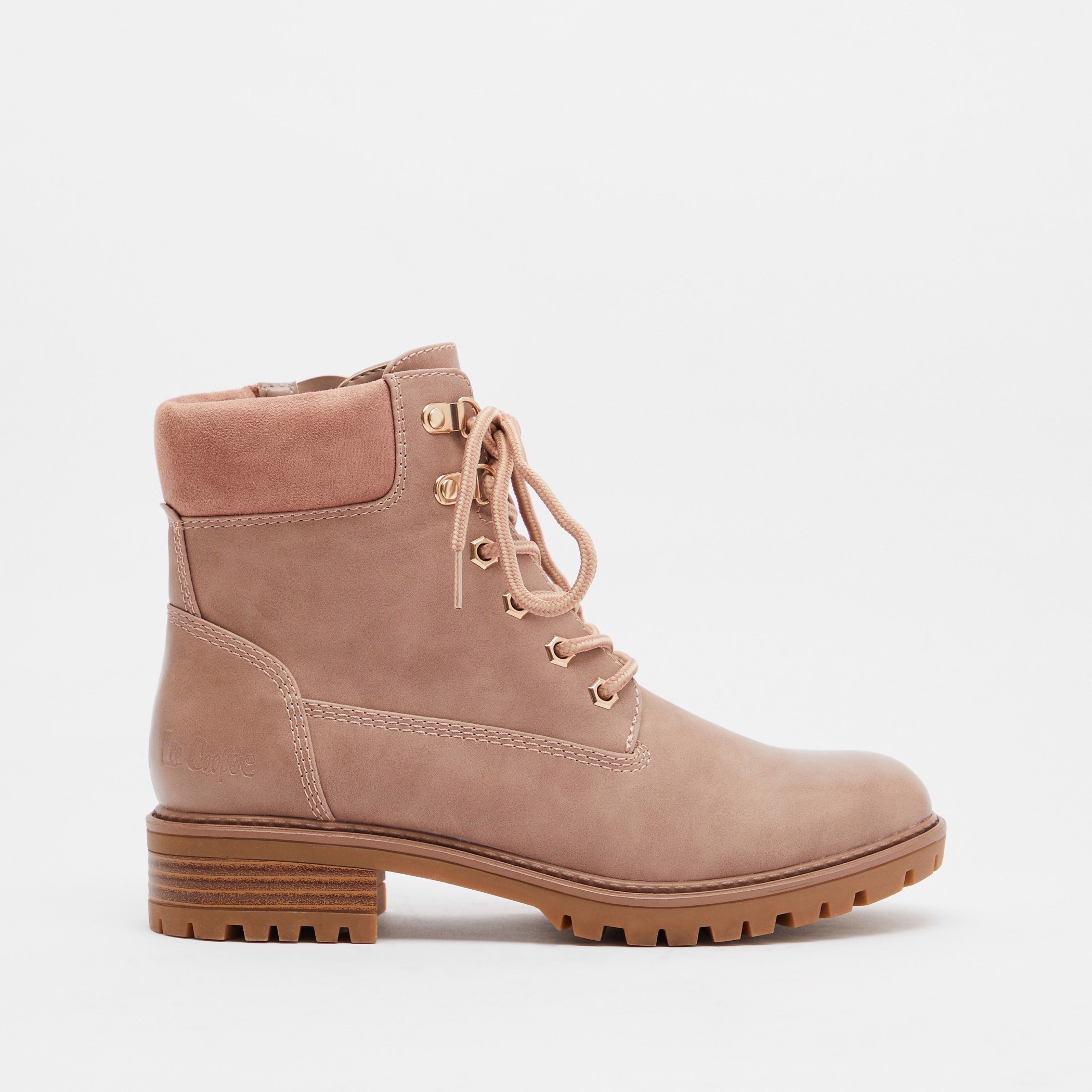 بوت طول الكاحل بسحّاب إغلاق وكعب سميك للنساء من لي كوبر-women-shoes-boots-image-13