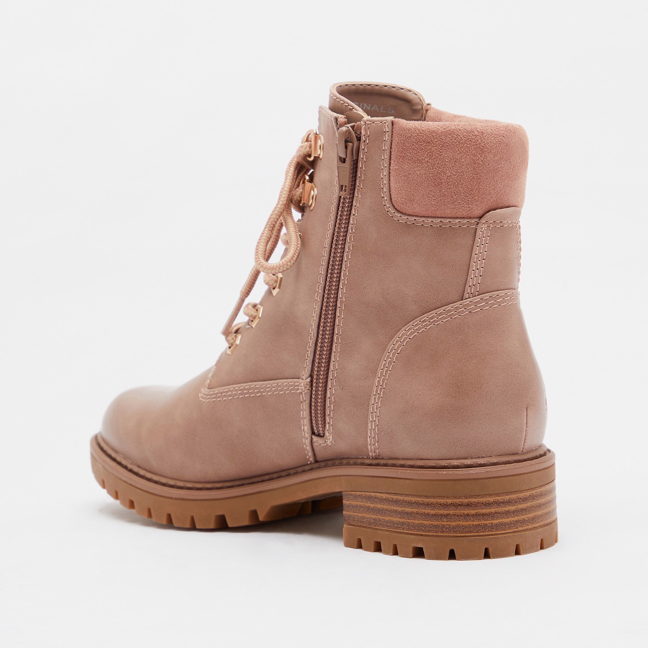 بوت طول الكاحل بسحّاب إغلاق وكعب سميك للنساء من لي كوبر-women-shoes-boots-image-15