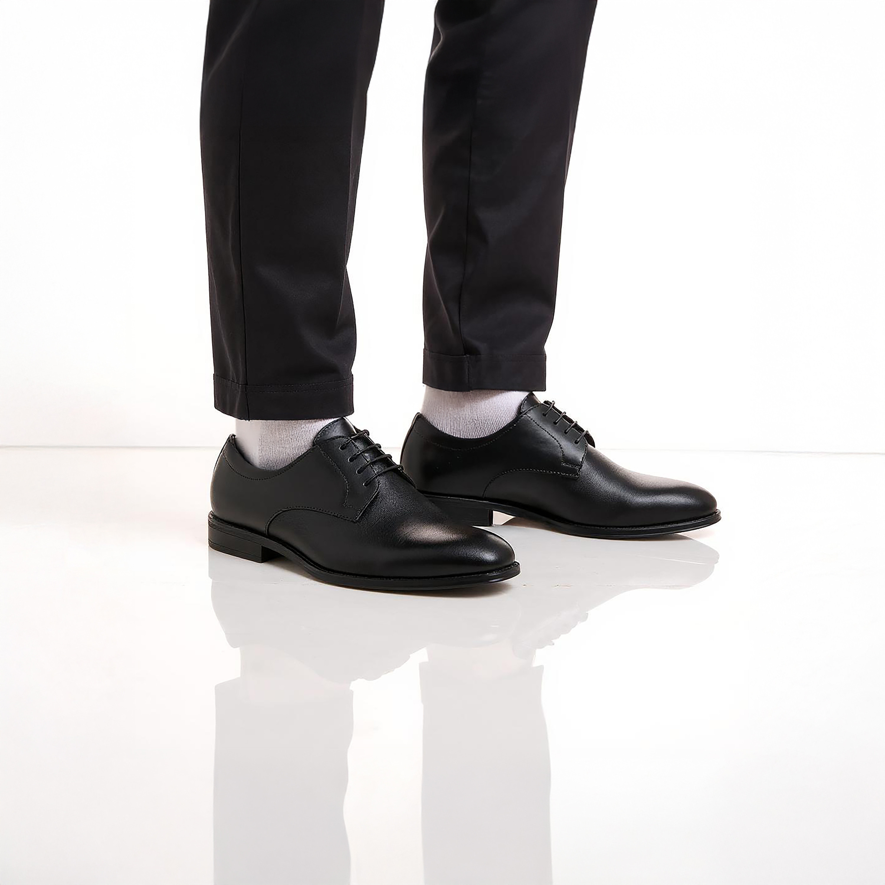 حذاء ديربي جلد بارز الملمس برباط للرجال من دوتشيني-men-shoes-formalshoes-image-2
