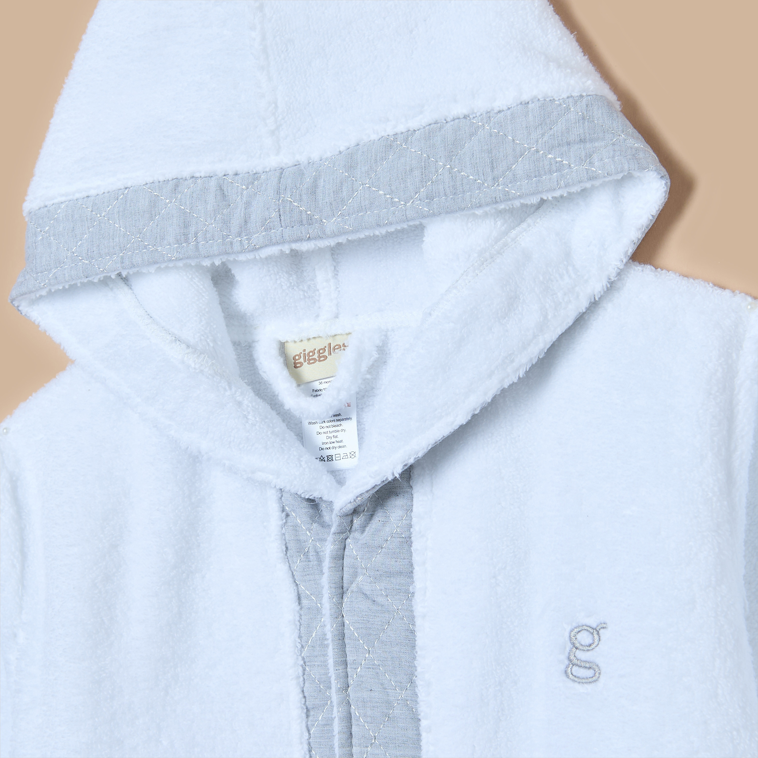 Giggles Solid Hooded Bathrobe with Long Sleeves-baby-bathandcare-towels-image-3