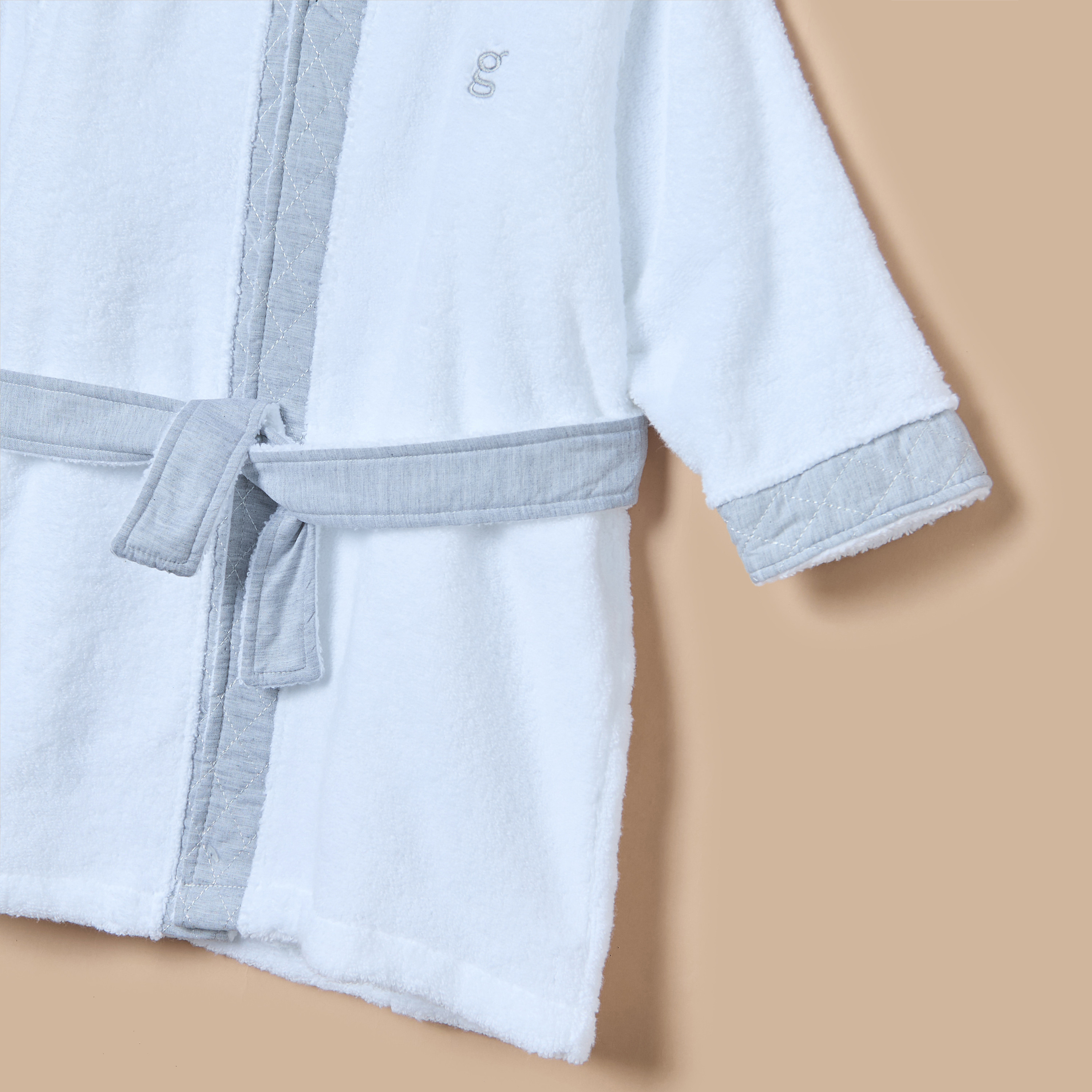 Giggles Solid Hooded Bathrobe with Long Sleeves-baby-bathandcare-towels-image-4