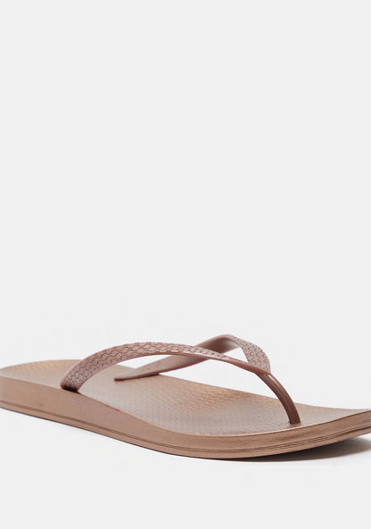 Textured Thong Slippers-Women%27s Flip Flops & Beach Slippers-image-1