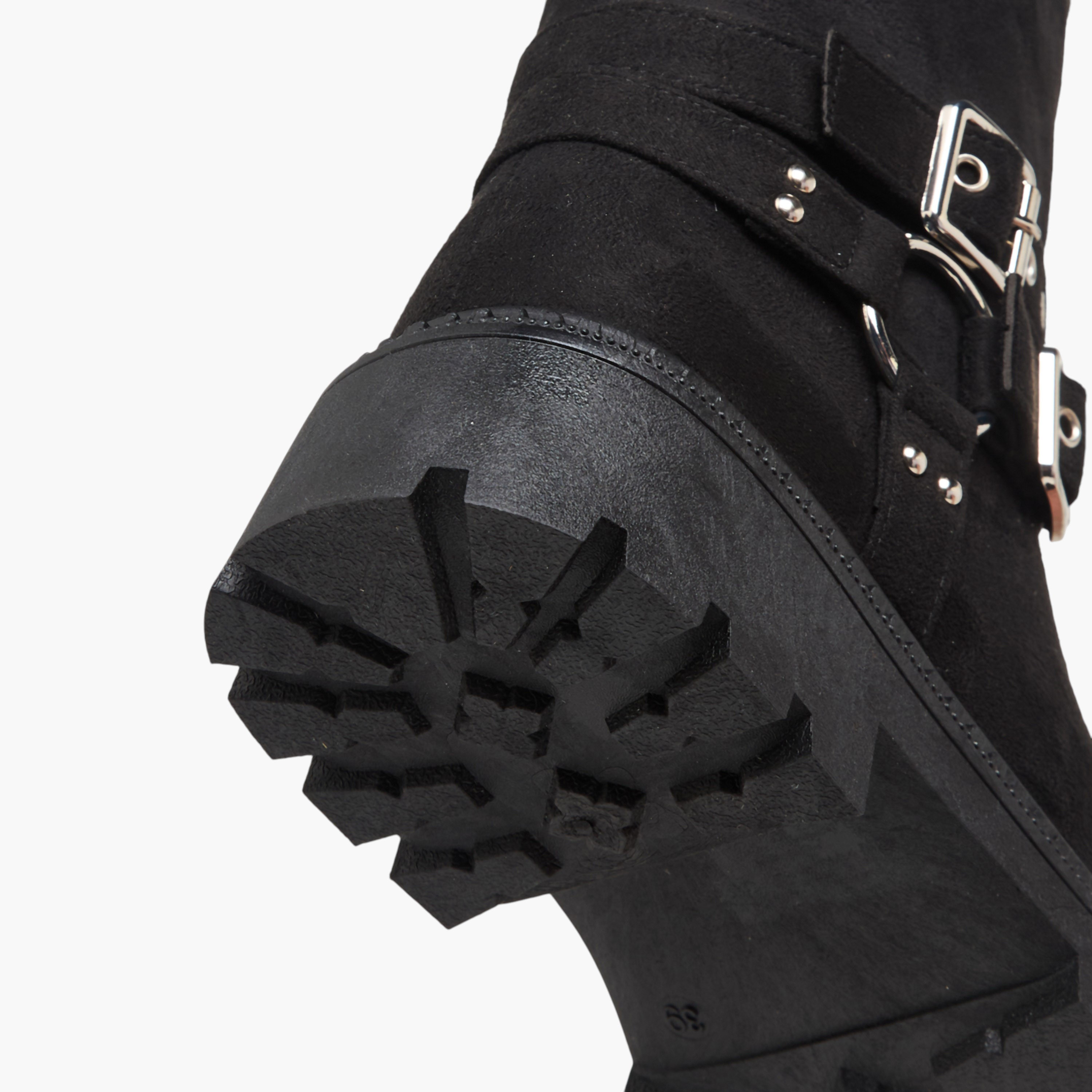 بوت طول الكاحل بتفاصيل إبزيم للنساء من فلورا بيلا-women-shoes-boots-image-1