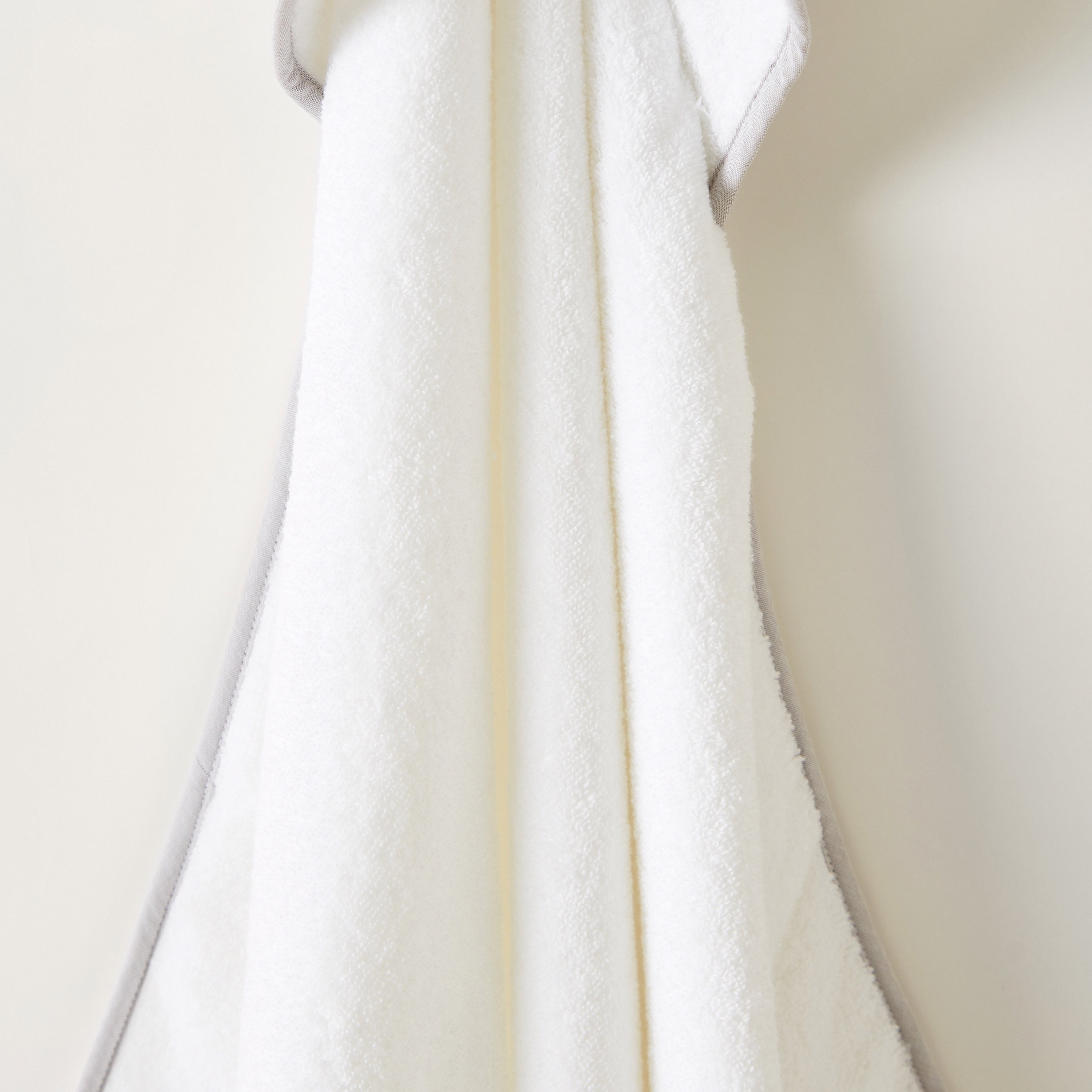 Giggles Embroidered Hooded Towel - 75x75 cms-baby-bathandcare-towels-image-3