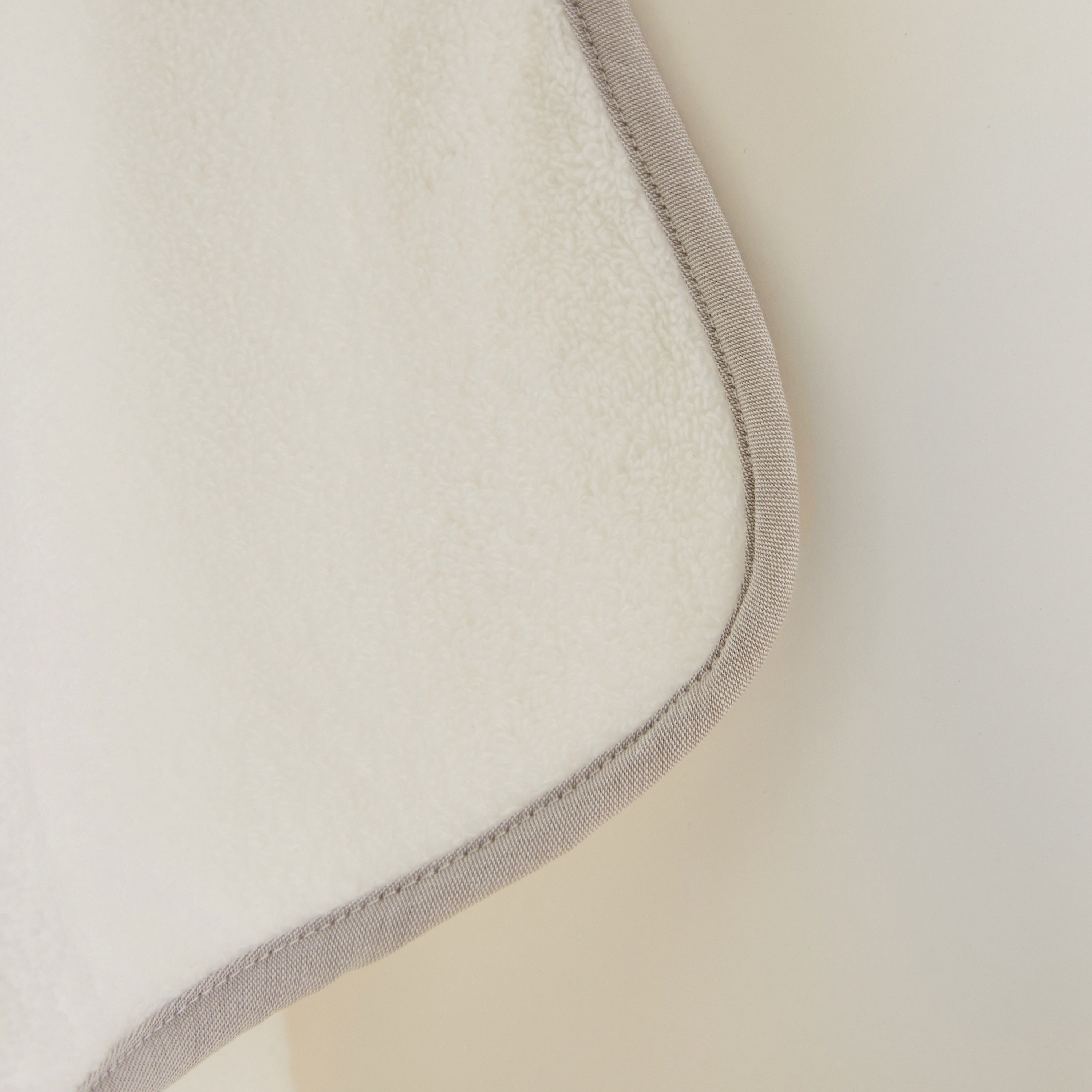 Giggles Embroidered Hooded Towel - 75x75 cms-baby-bathandcare-towels-image-4