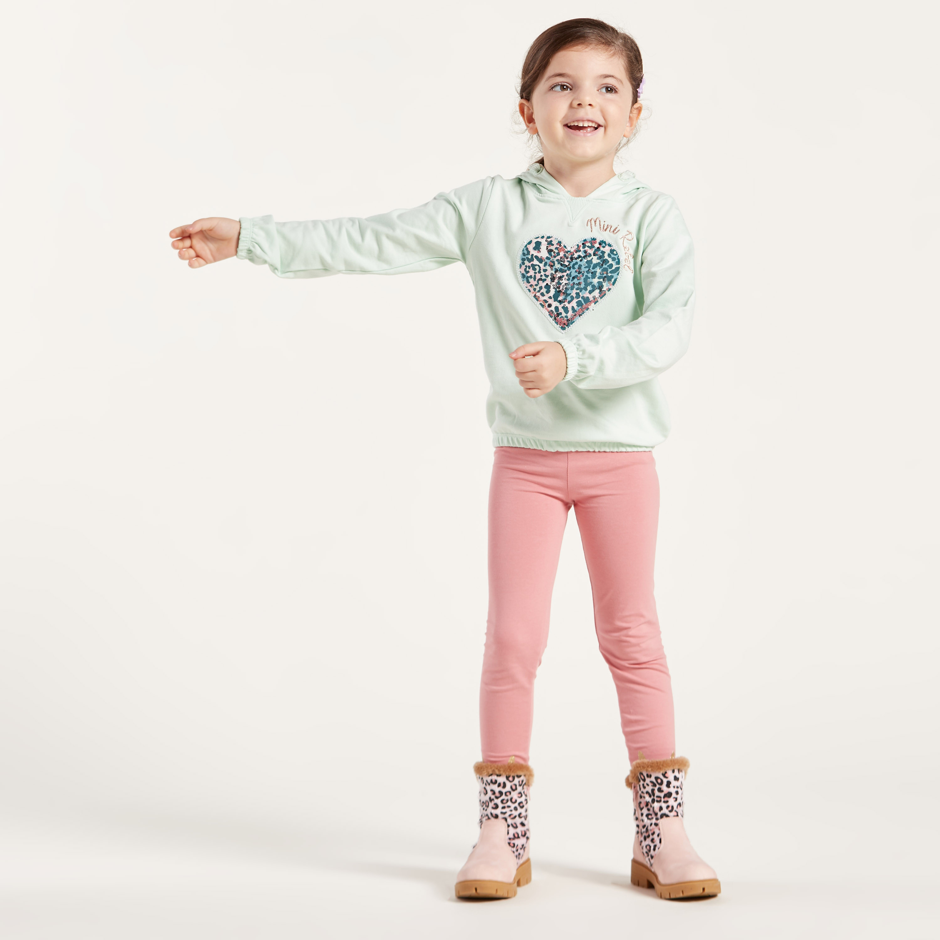 Juniors Sequin Embellished Heart Print Sweatshirt with Long Sleeves-baby-girls-clothing-jumpersandcardigans-image-4