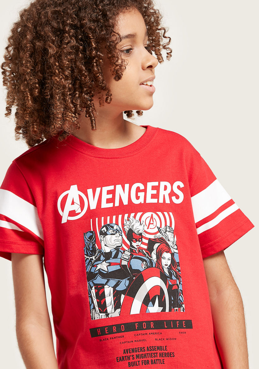Avengers Graphic Print T-shirt with Short Sleeves-T Shirts-image-1