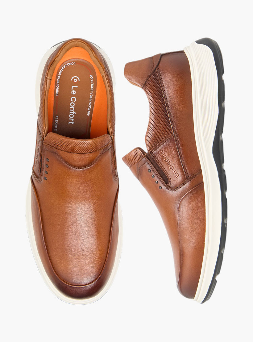حذاء خفيف جلد سهل الارتداء بنقوش الشعار من لو كونفورت -men-shoes-formalshoes-image-1