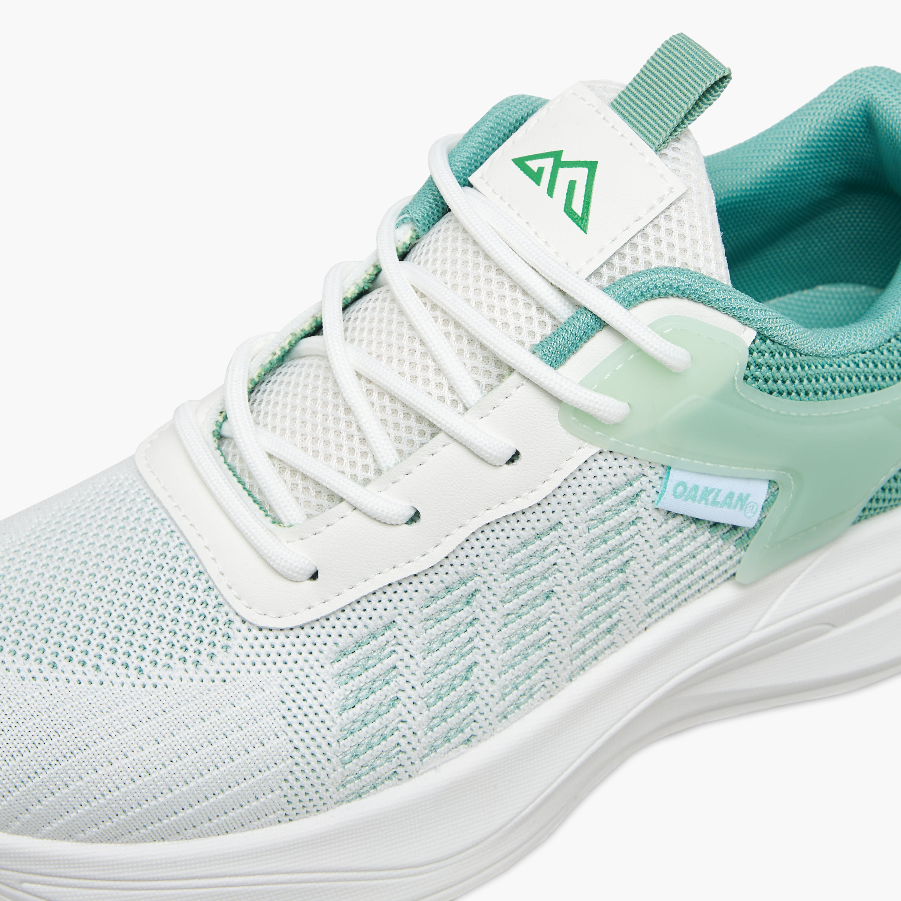 حذاء رياضي برباط للنساء من أوكلان من شو إكسبريس-women-shoes-sports-image-4