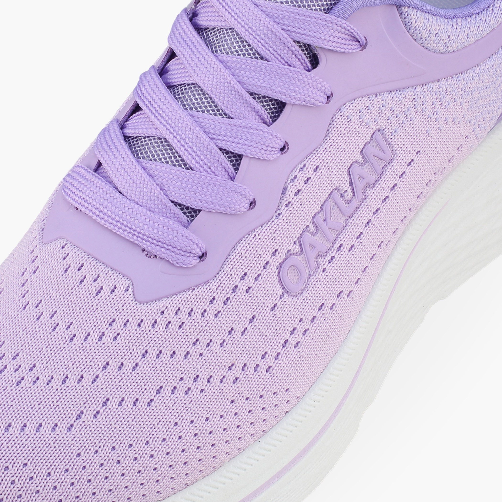 حذاء رياضي برباط إغلاق للنساء من أوكلان من شو إكسبريس-sports-women-shoes-image-9