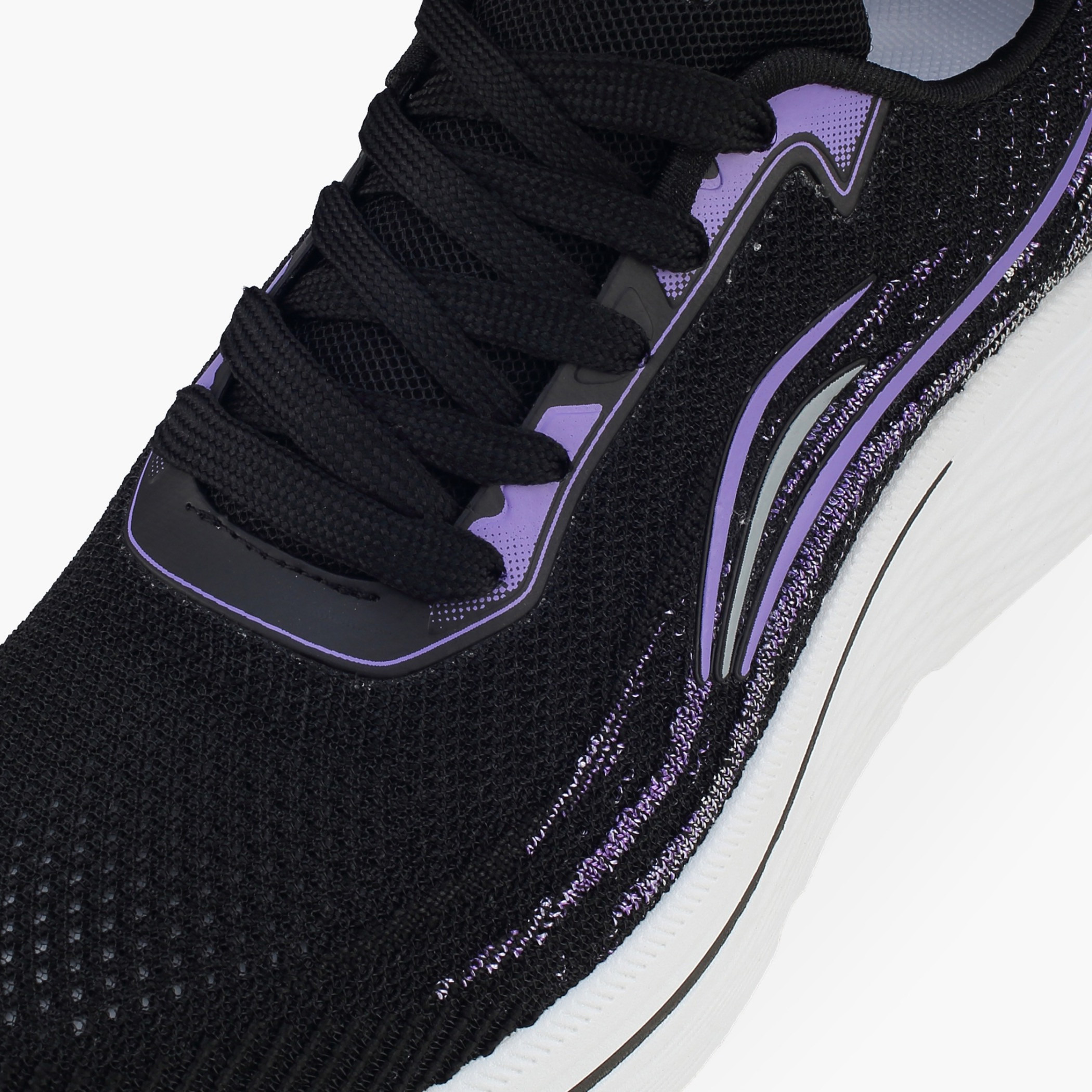 حذاء رياضي برباط إغلاق للنساء من أوكلان من شو إكسبريس-sports-women-shoes-image-14