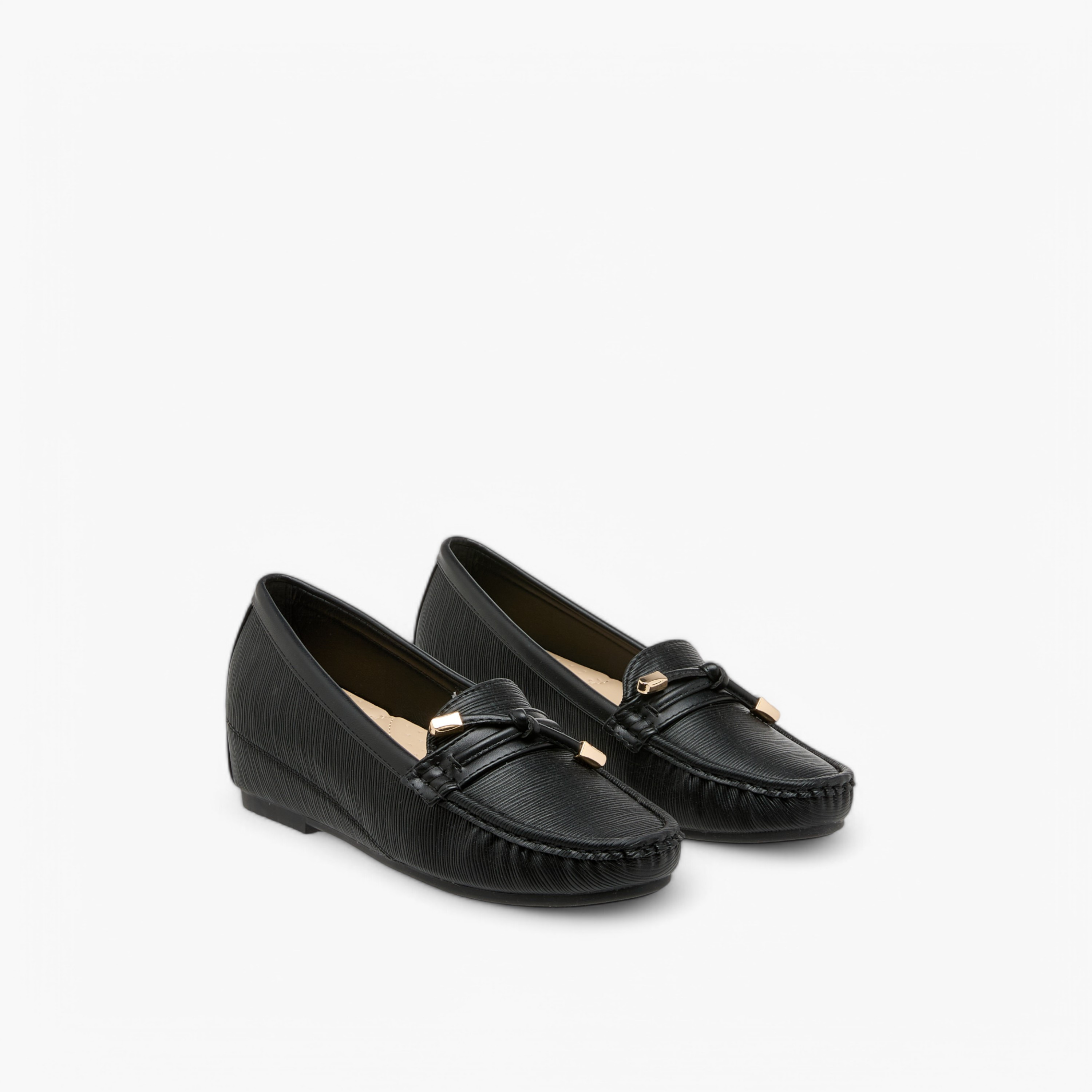 حذاء سهل الارتداء بارز الملمس من فلورا بيلا-women-shoes-loafersandmoccasins-image-1