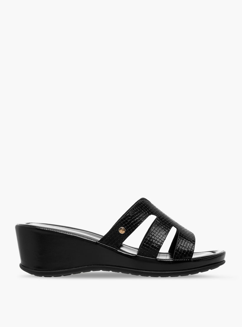 صندل بكعب ويدج للنساء من فلورا بيلا-women-shoes-sandals-heeled-image-4
