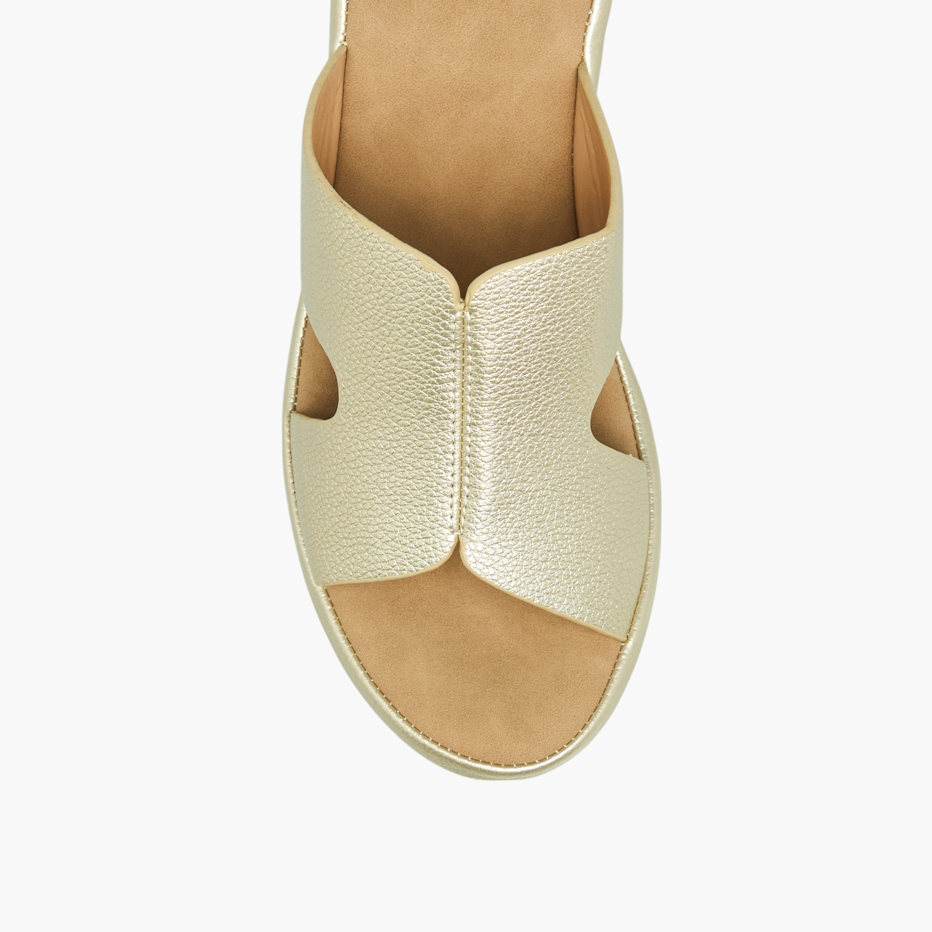 صندل سهل الارتداء بكعب سميك وتفاصيل مفرغة من فلورا بيلا-women-shoes-sandals-heeled-image-4