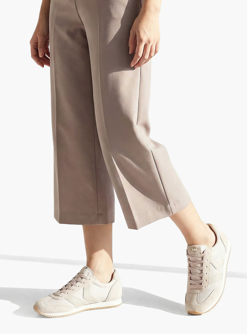 حذاء سنيكرز برباط إغلاق للنساء من لي كوبر-women-shoes-sneakers-image-2