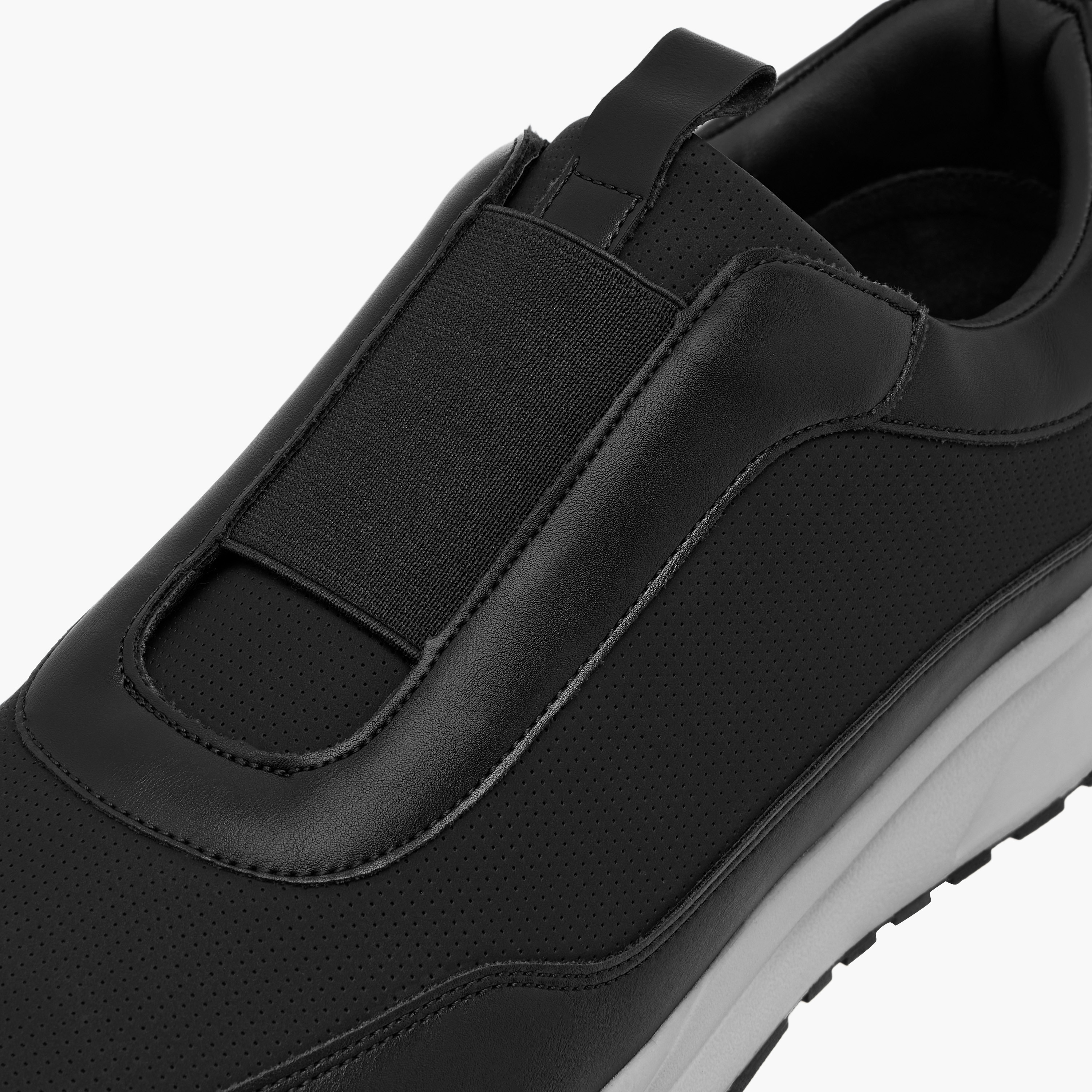 حذاء سنيكرز سهل الارتداء بألواح من أل بي أل من شو إكسبريس-men-shoes-sneakers-image-4