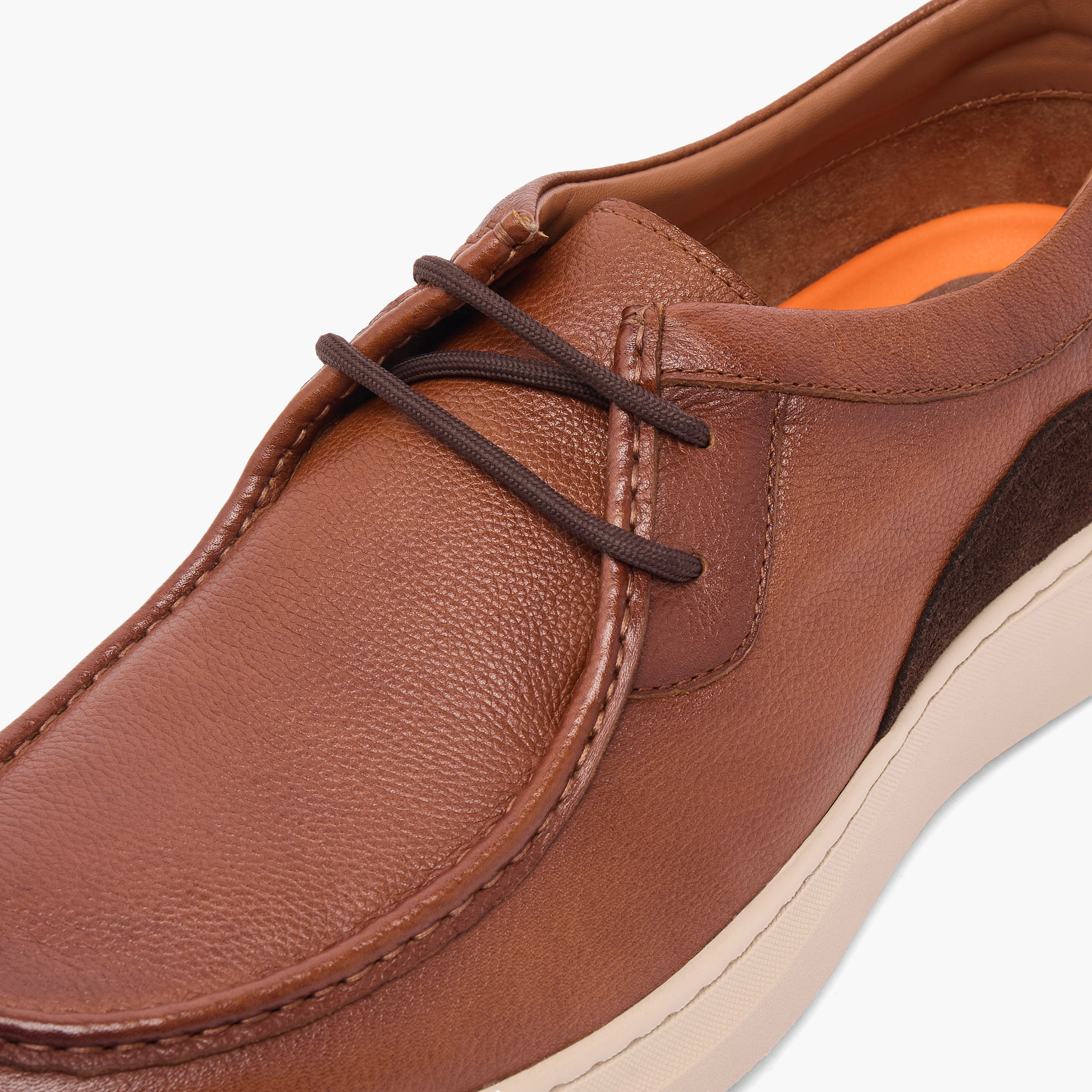 حذاء سنيكرز جلد برباط للرجال من لو كونفورت-men-shoes-sneakers-image-4