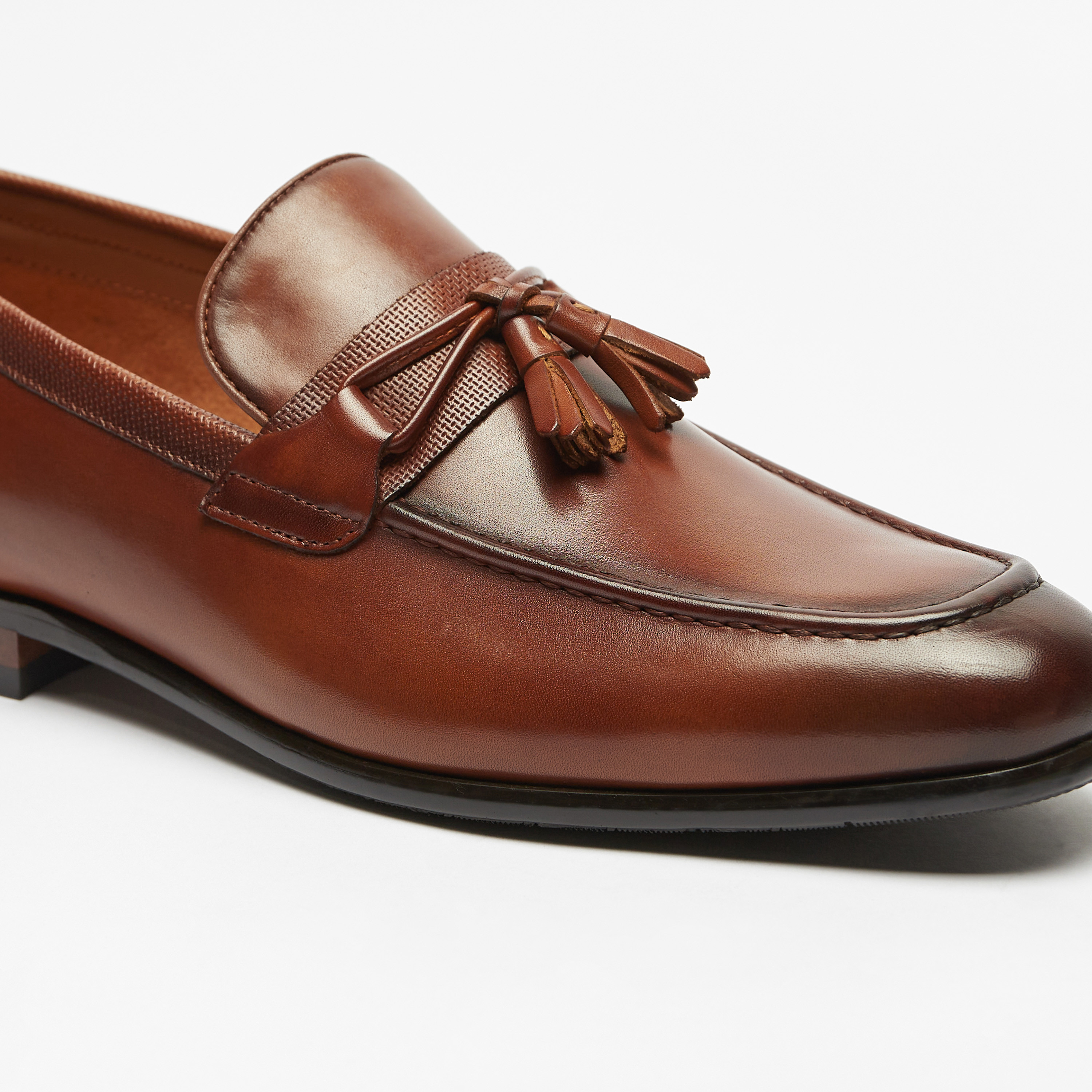 حذاء جلد سهل الارتداء بشرّابات للرجال من دوتشيني-men-shoes-formalshoes-image-7