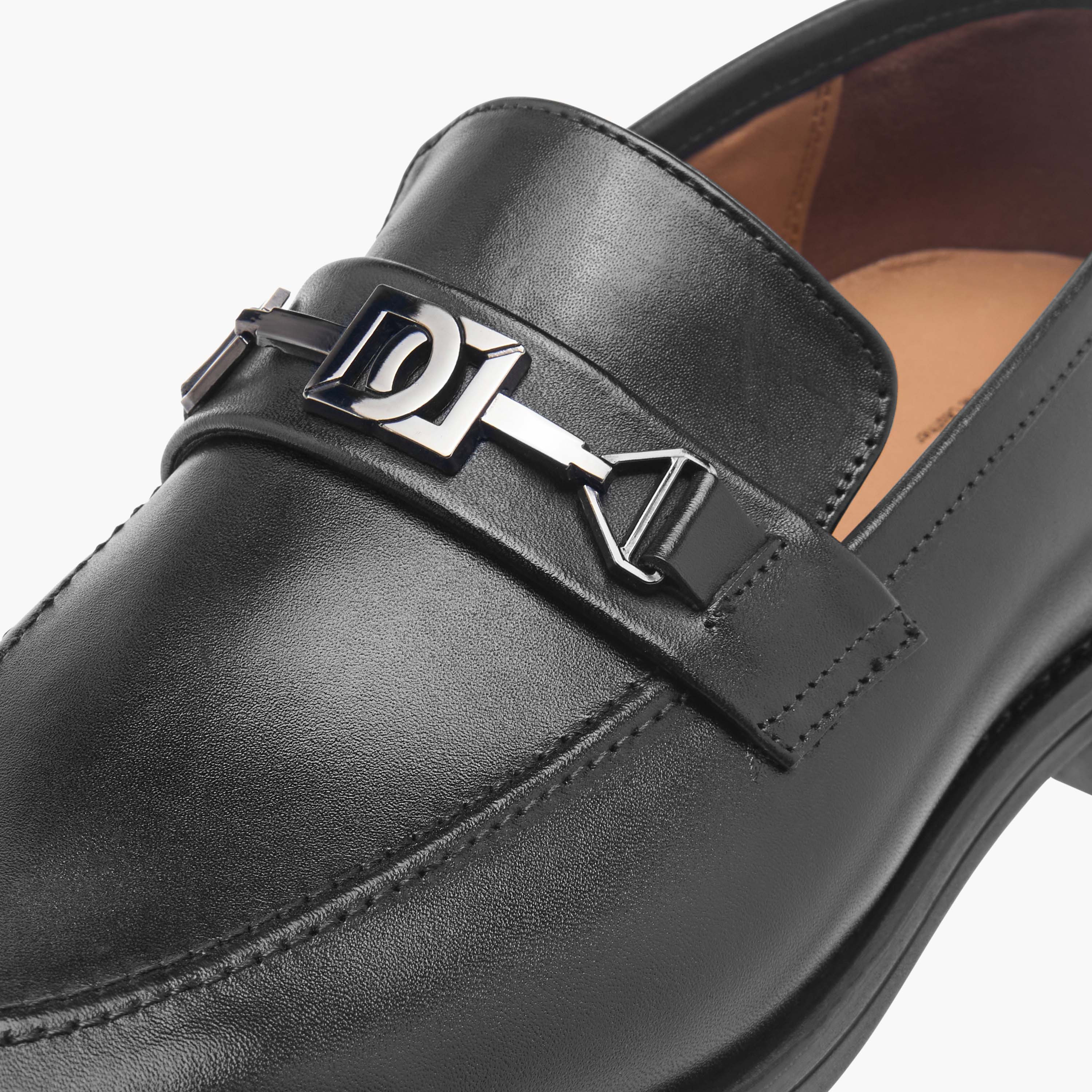 حذاء جلد سهل الارتداء بتفاصيل إبزيم للرجال من دوتشيني-men-shoes-formalshoes-image-4